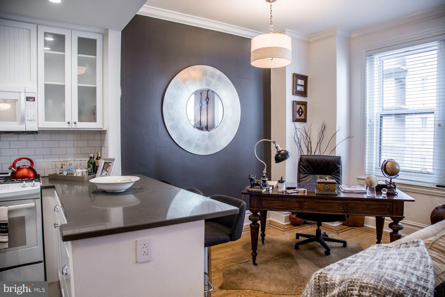 CENTER CITY - Residential Lease