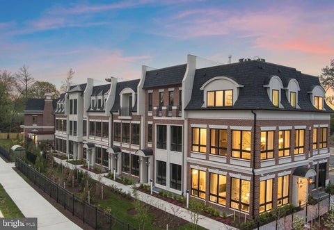 Photo of 1620 Chain Bridge Road, MCLEAN, VA 22101 (MLS # VAFX2274760)