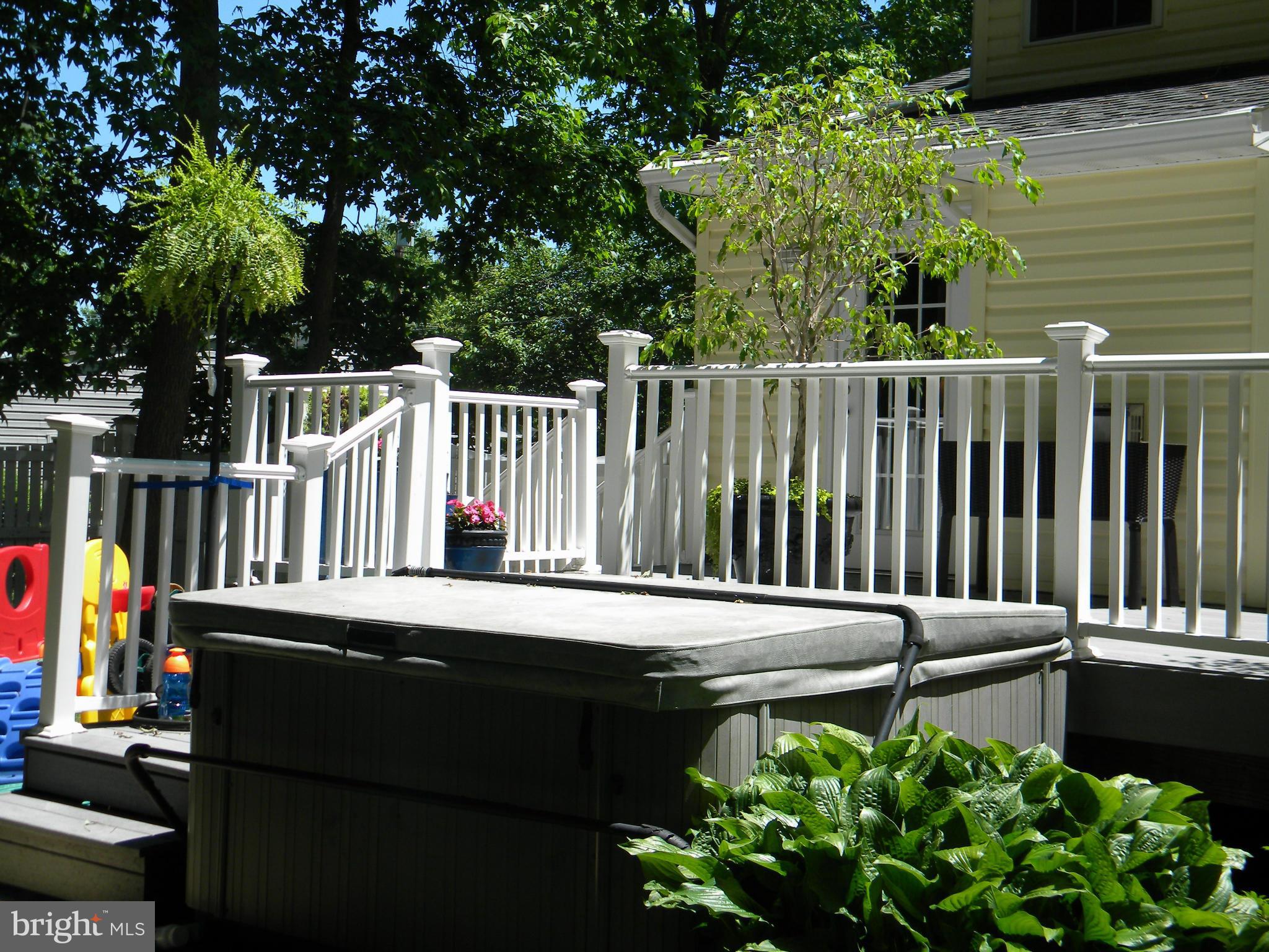 LOCH HAVEN BEACH - Residential