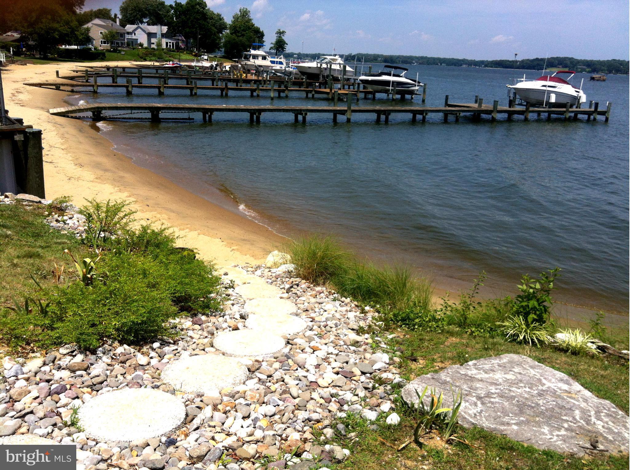LOCH HAVEN BEACH - Residential