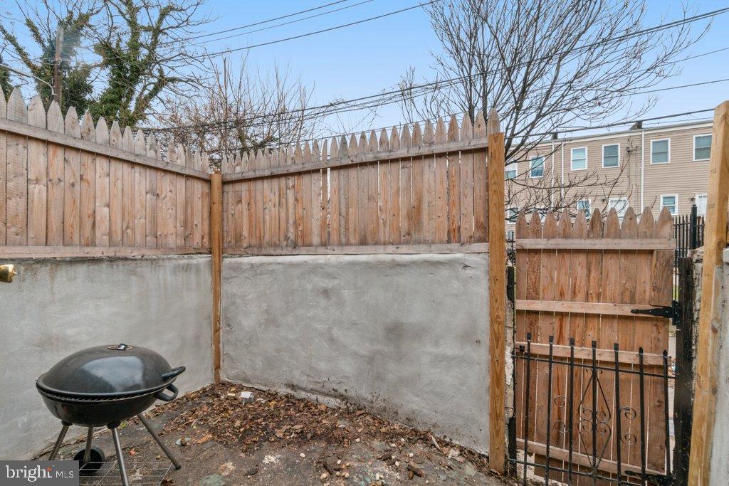 CARROLLTON RIDGE - Residential