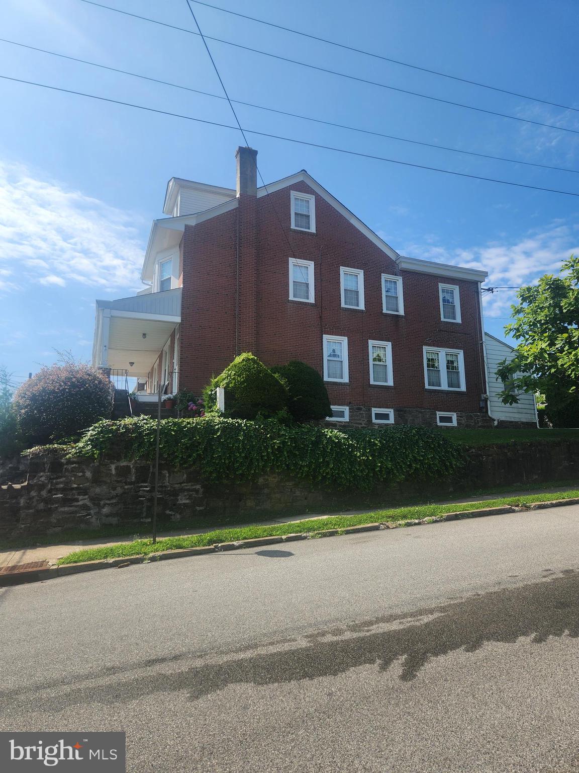 500 E RAMBO STREET