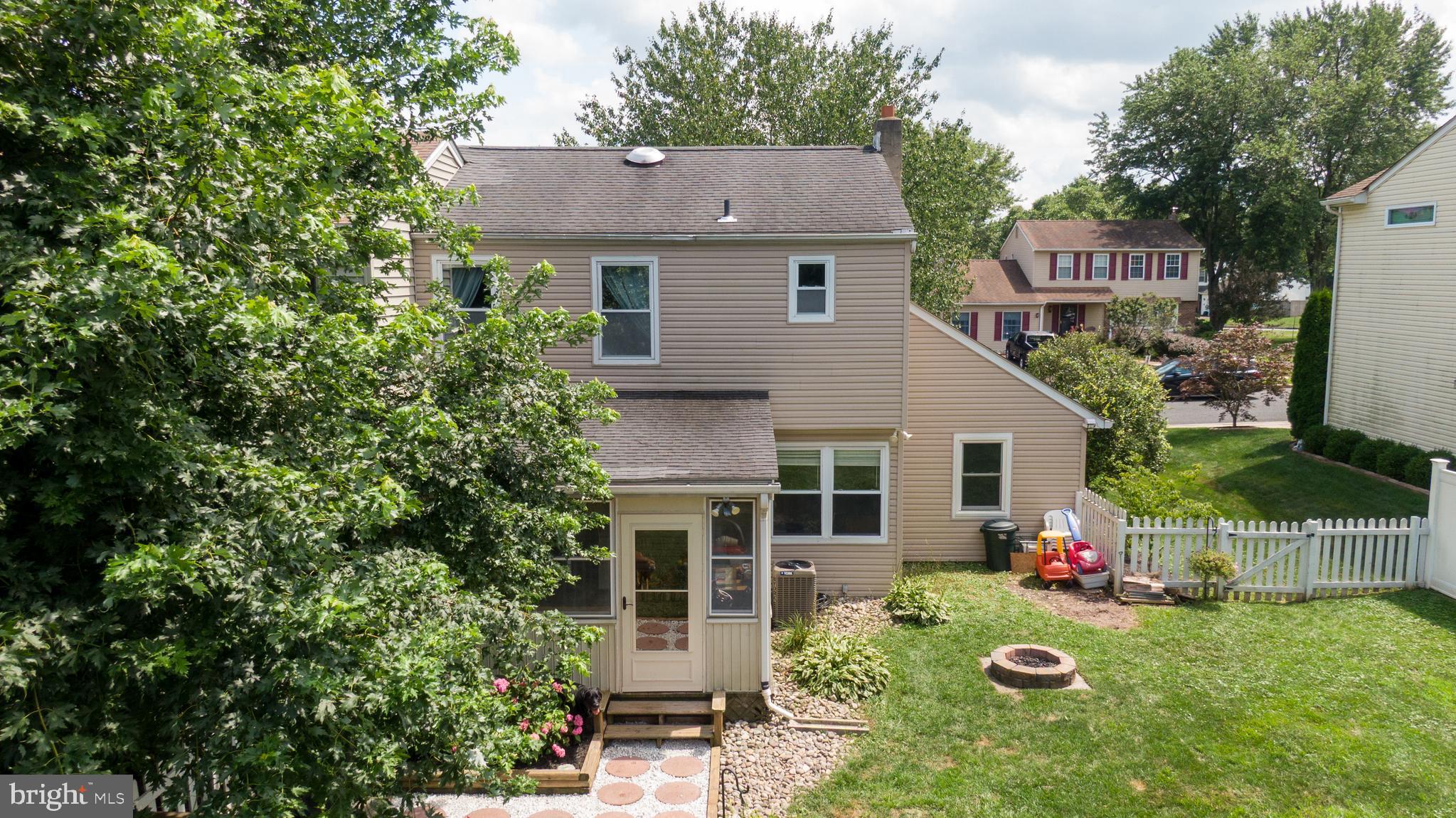 517 WOODBRIDGE CIRCLE