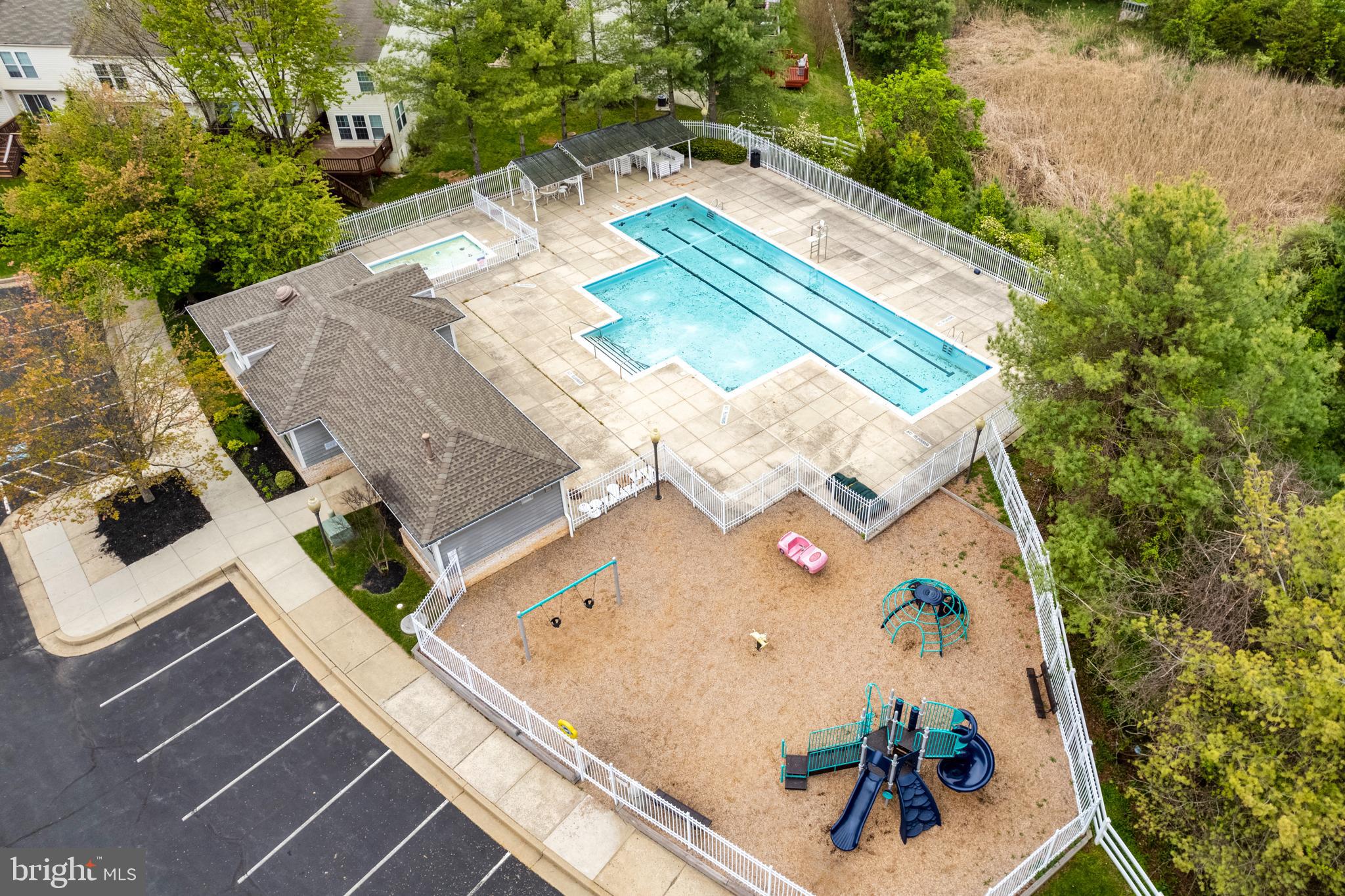 OWINGS MILLS NEWTOWN - Residential