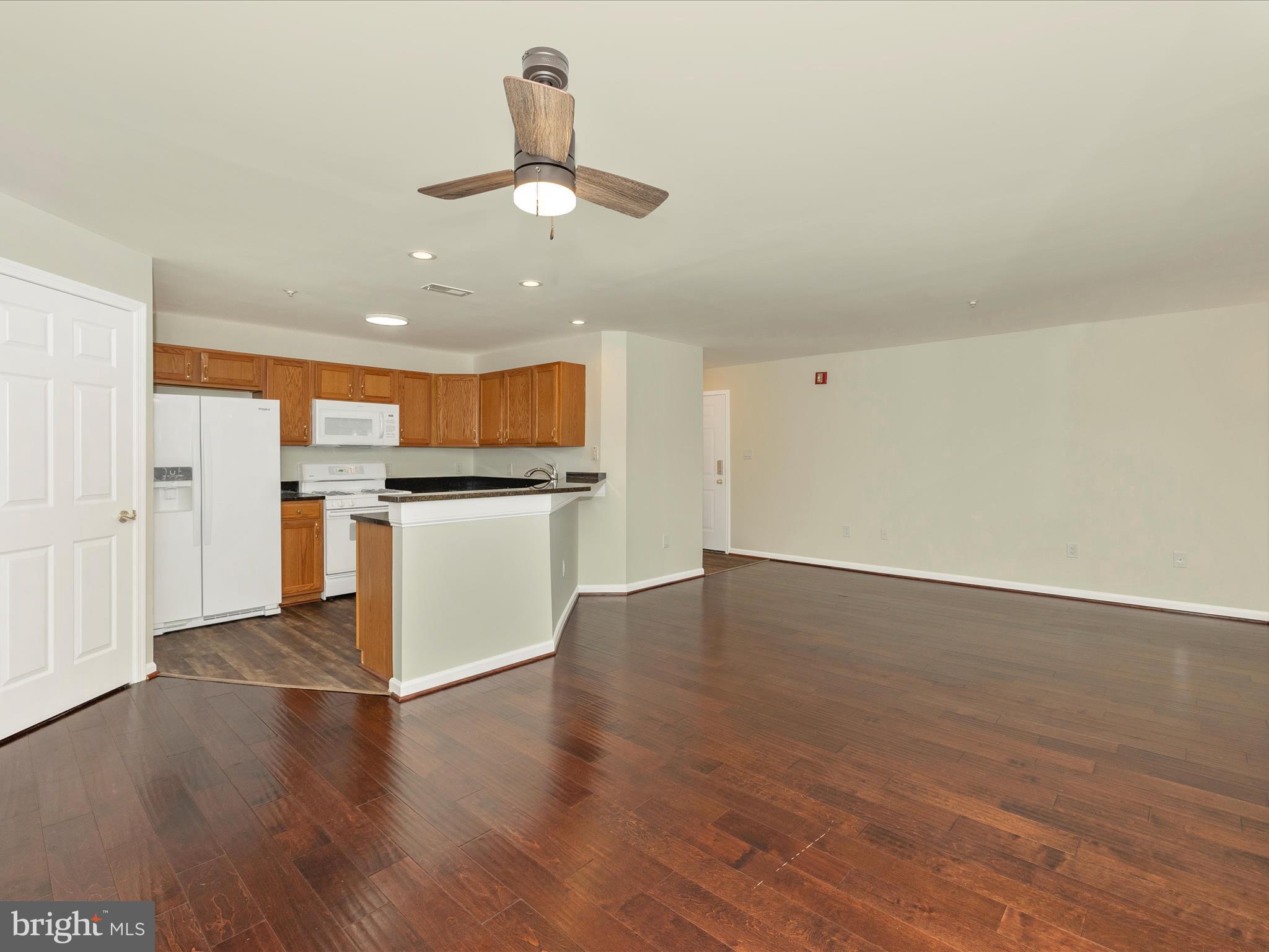 POTOMAC RIDGE - Residential