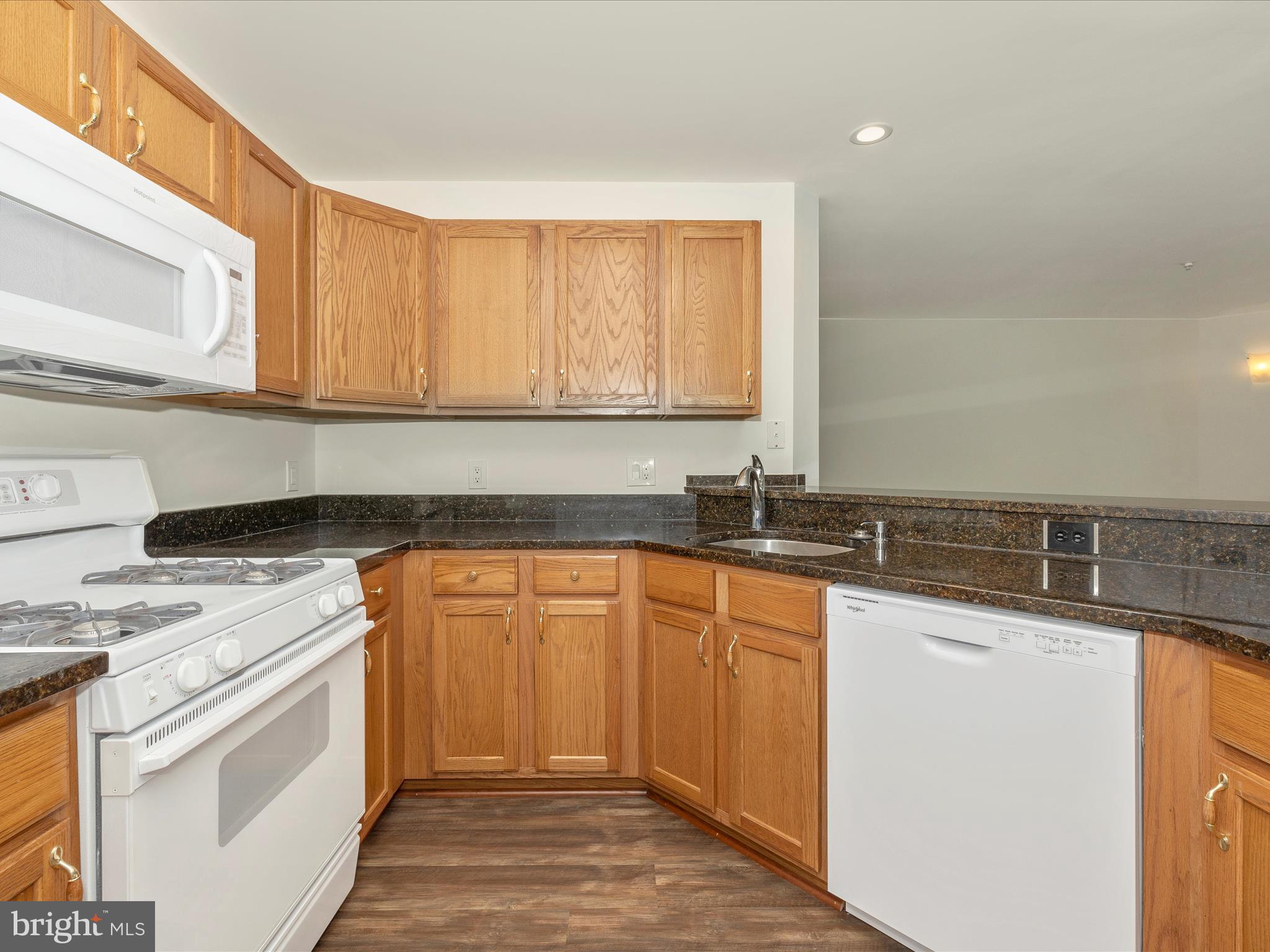 POTOMAC RIDGE - Residential