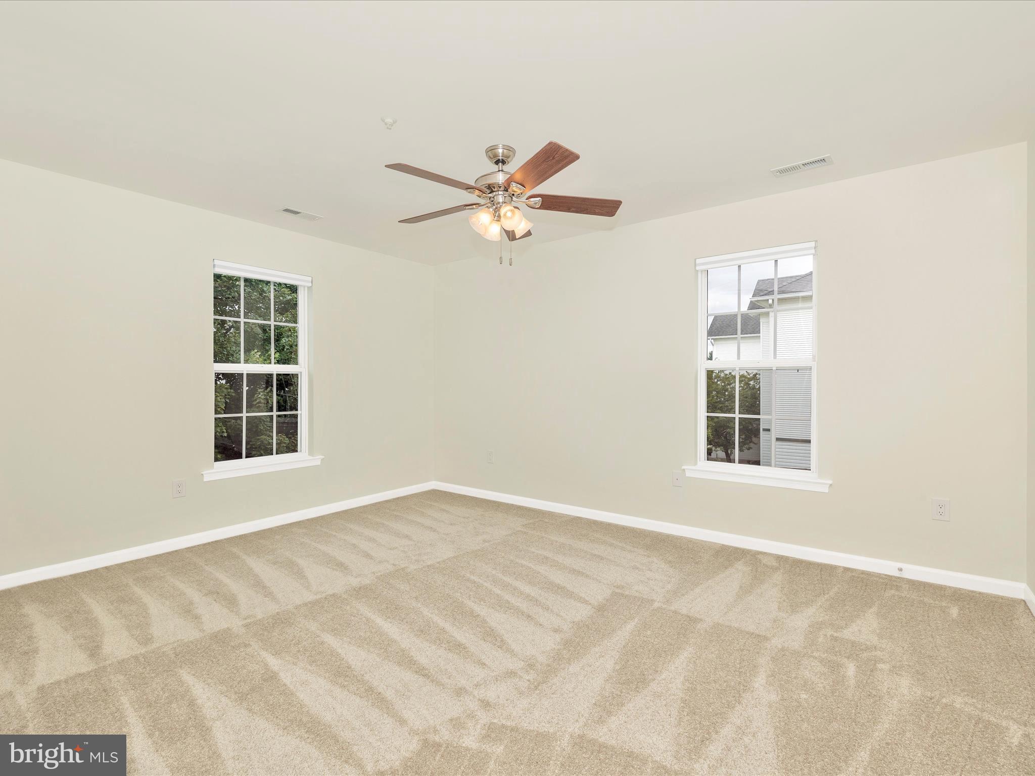 POTOMAC RIDGE - Residential