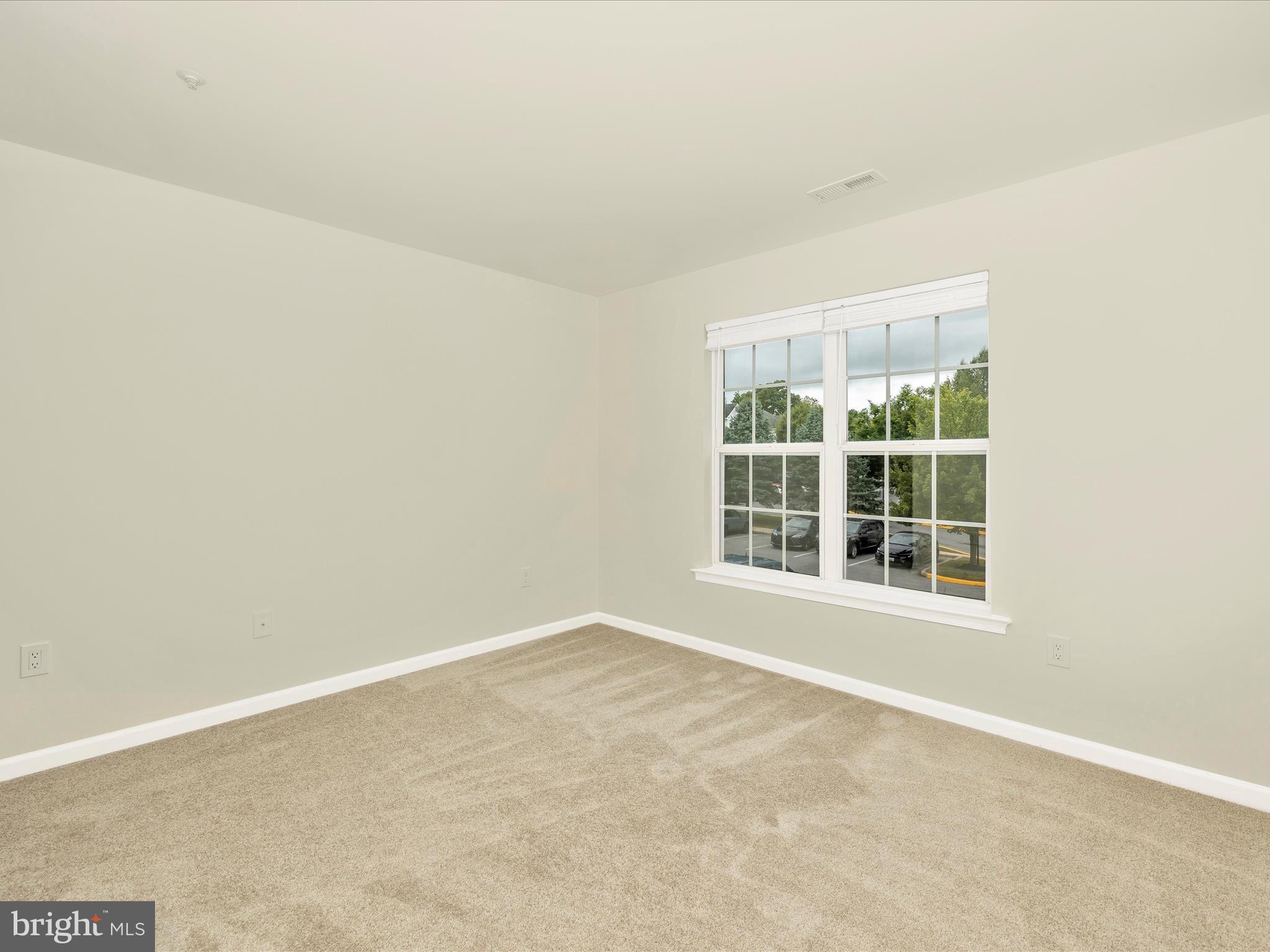 POTOMAC RIDGE - Residential