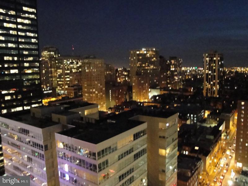 RITTENHOUSE SQUARE - Residential Lease