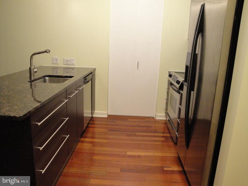RITTENHOUSE SQUARE - Residential Lease