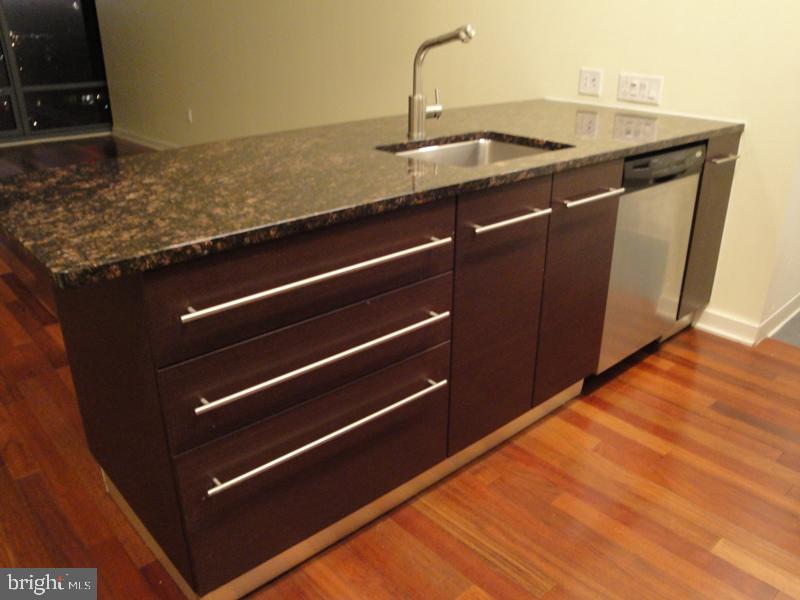 RITTENHOUSE SQUARE - Residential Lease