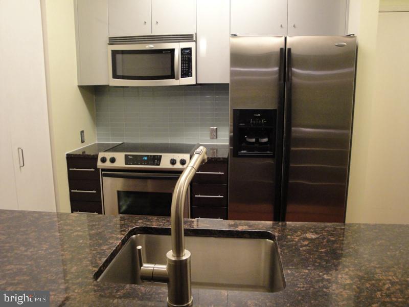 RITTENHOUSE SQUARE - Residential Lease