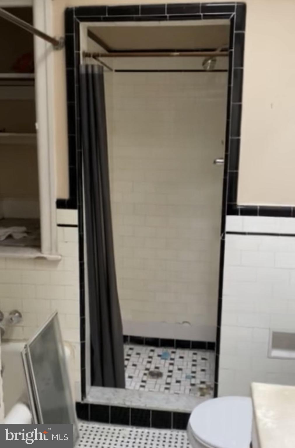 JUNIATA - Residential