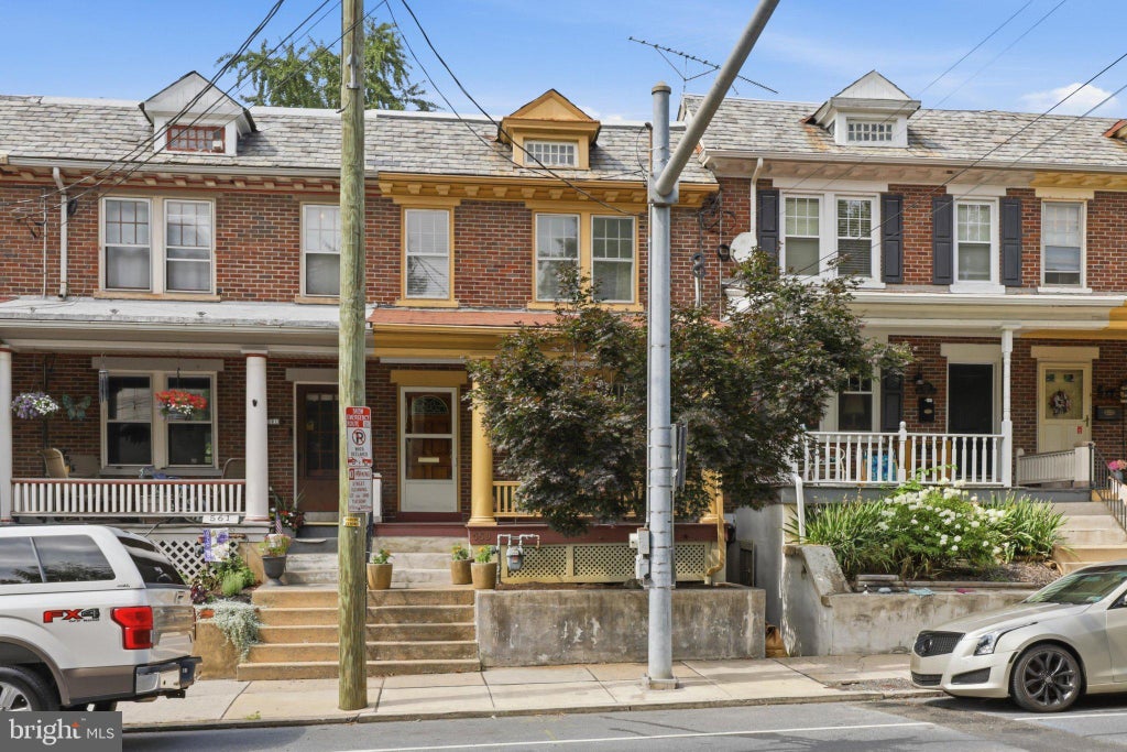 Photo of 559 W Walnut Street, LANCASTER, PA 17603 (MLS # PALA2092302)