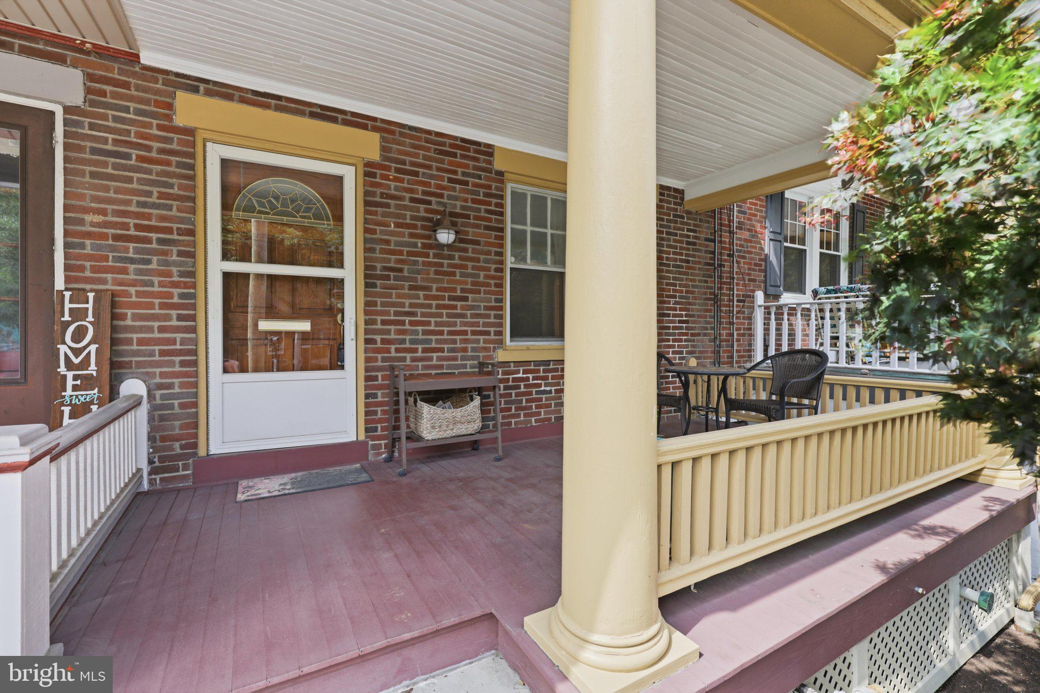 559 W WALNUT STREET