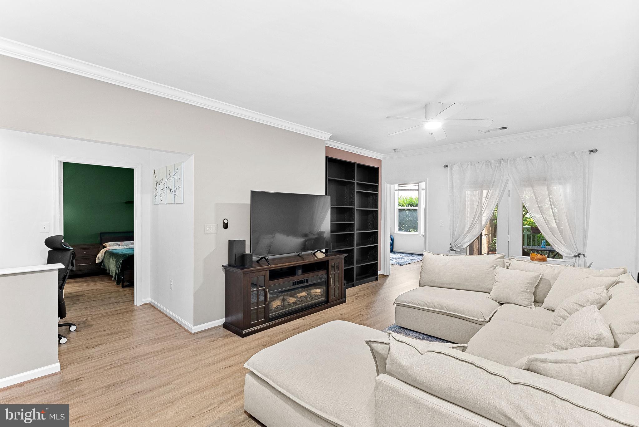 MARKET STREET AT TOWN CENTER - Residential