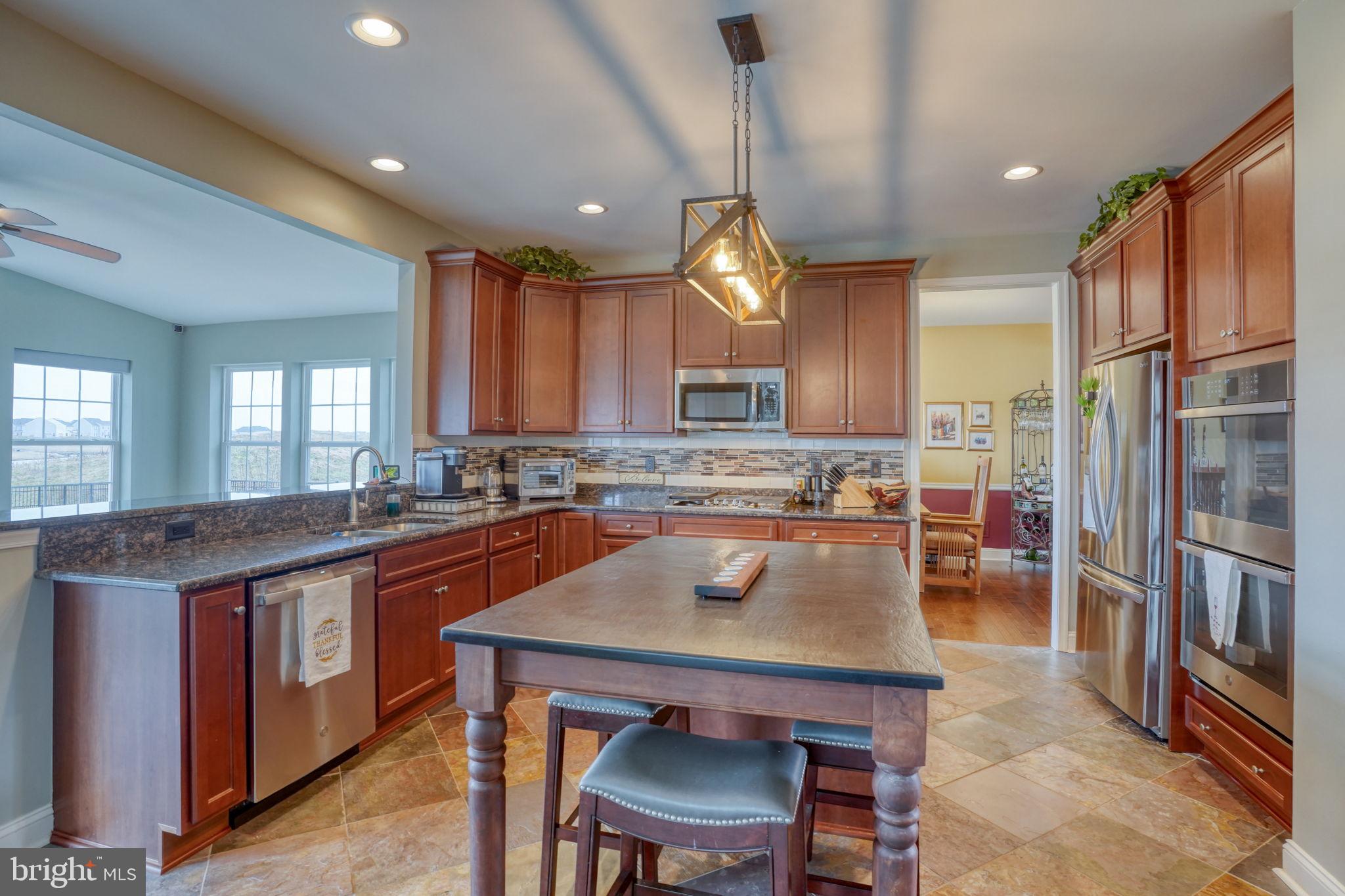 ESTATES AT ST ANNE - Residential