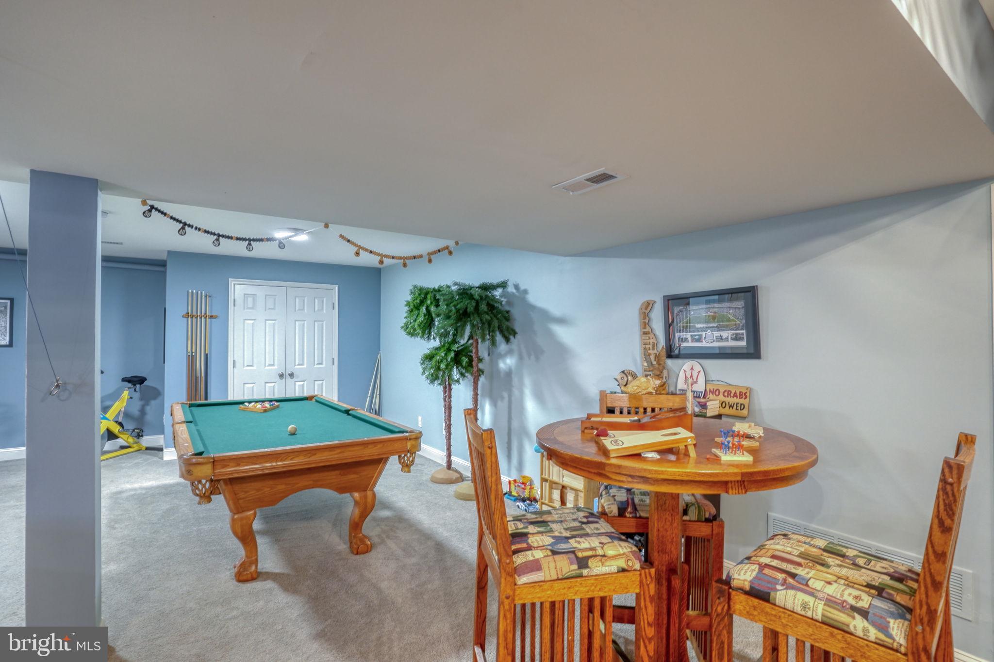 ESTATES AT ST ANNE - Residential