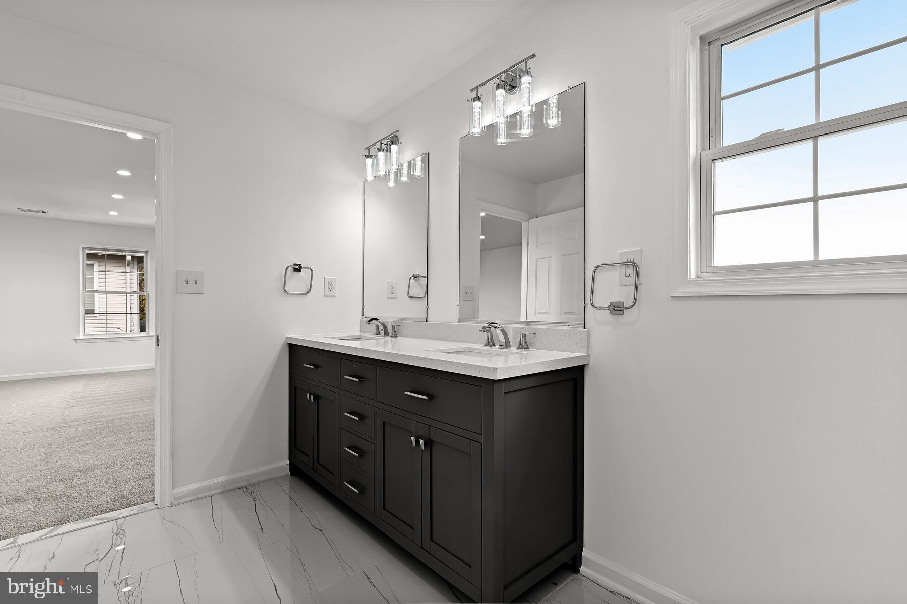 SENECA CROSSING - Residential