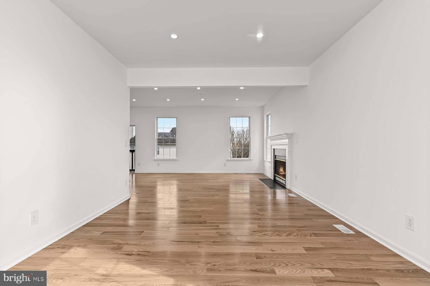 SENECA CROSSING - Residential