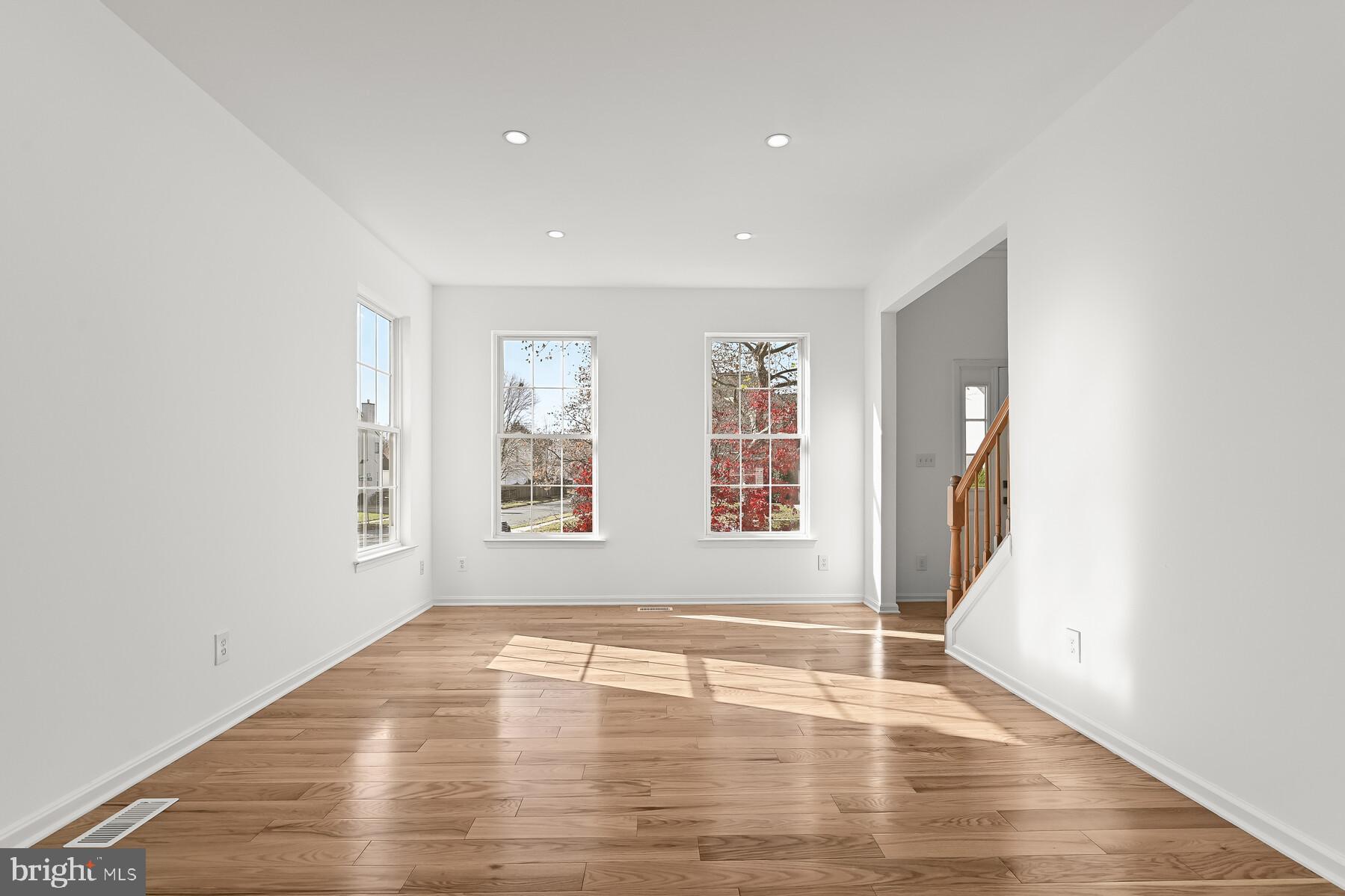 SENECA CROSSING - Residential