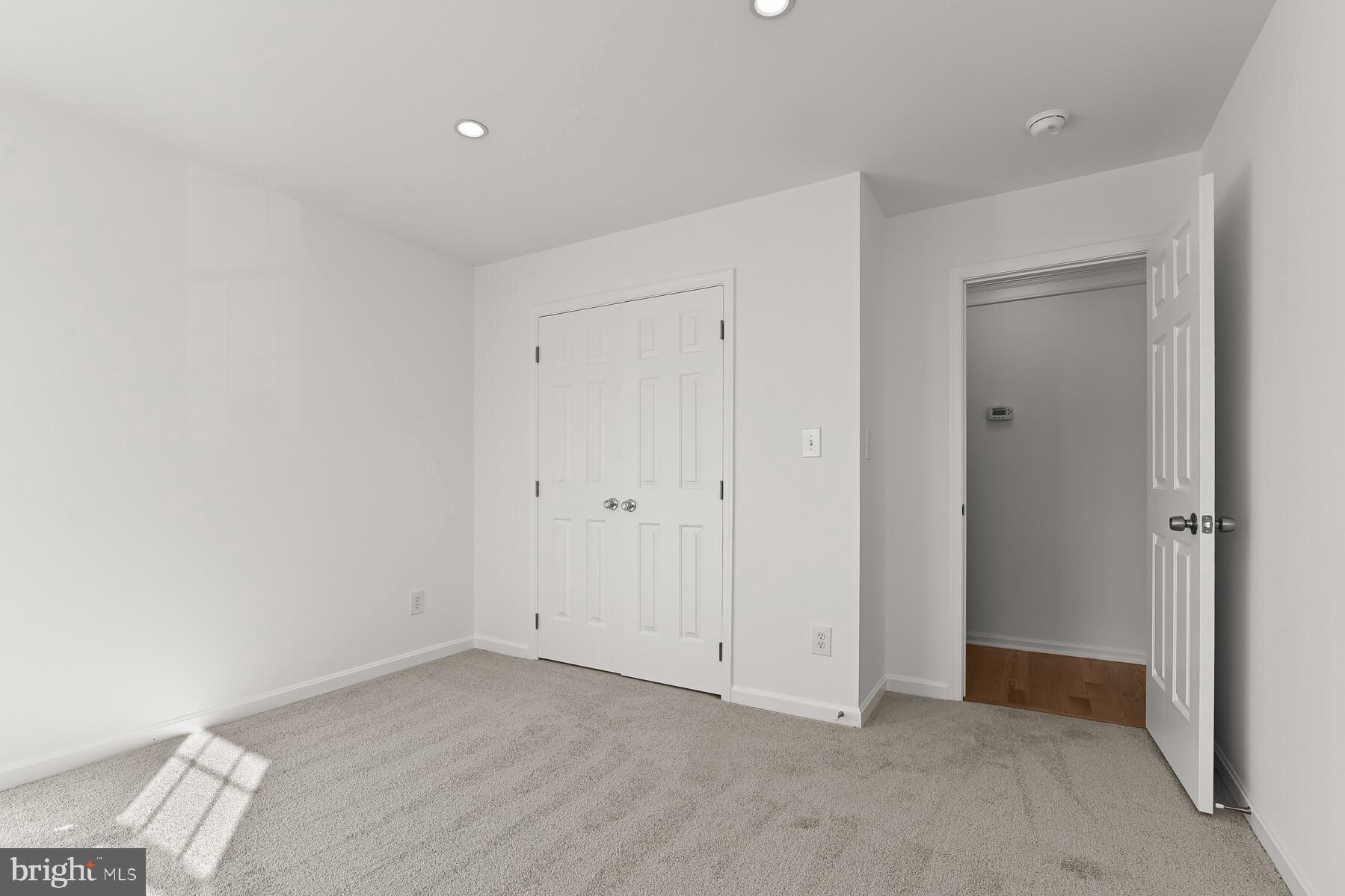 SENECA CROSSING - Residential