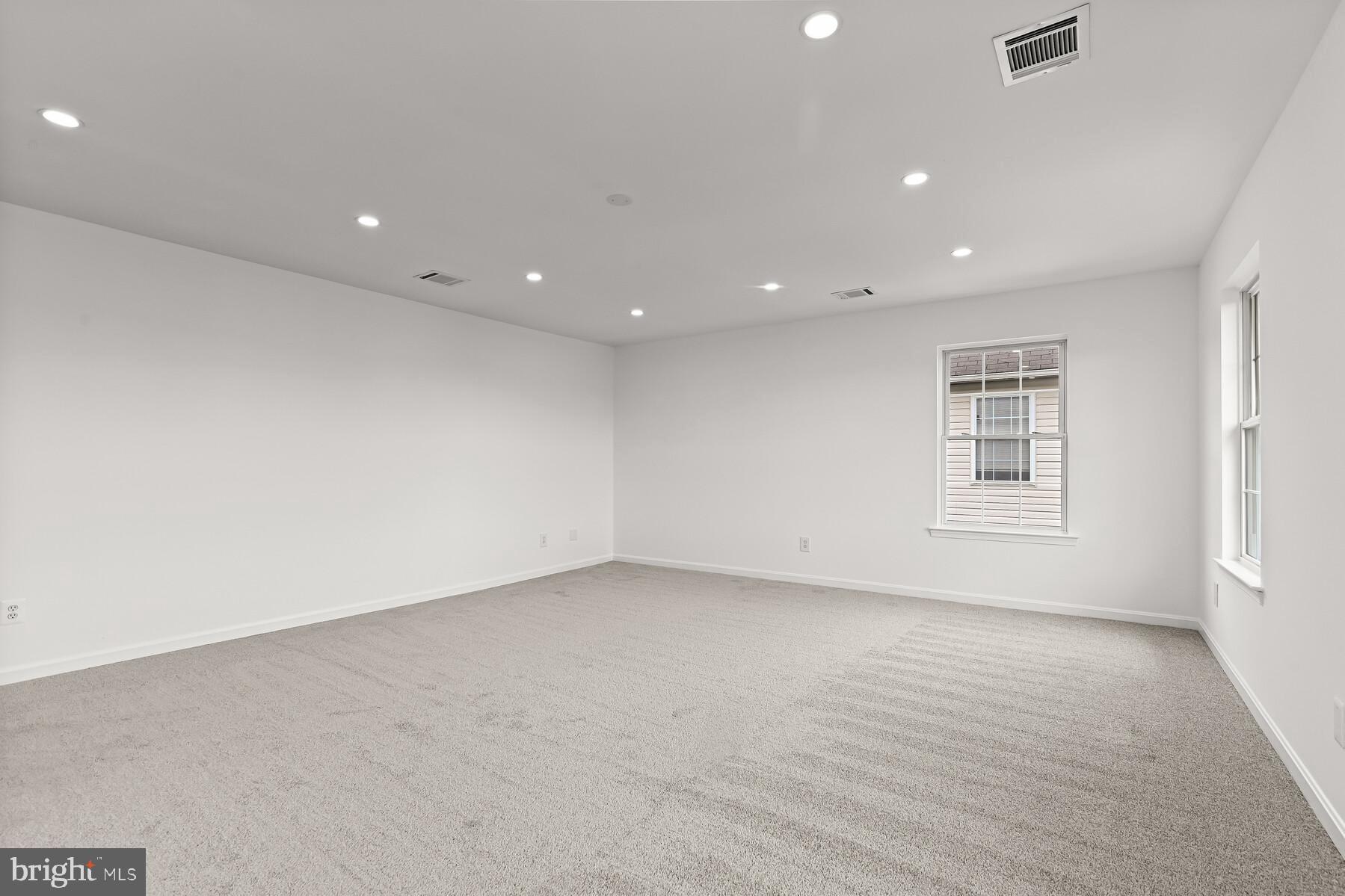 SENECA CROSSING - Residential