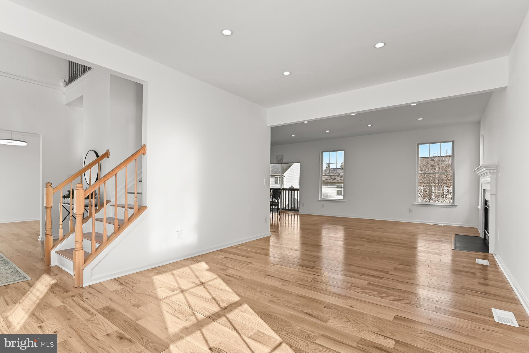 SENECA CROSSING - Residential