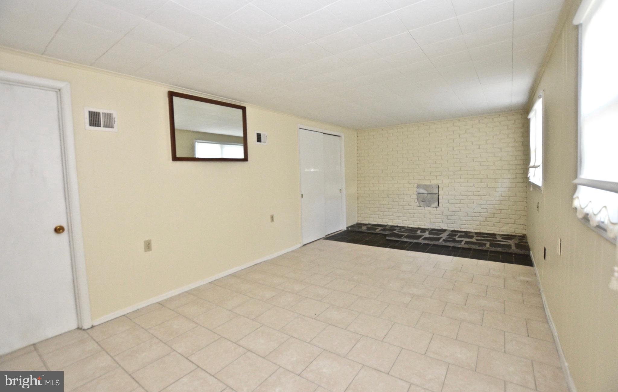 TALISMAN COURT - Residential Lease