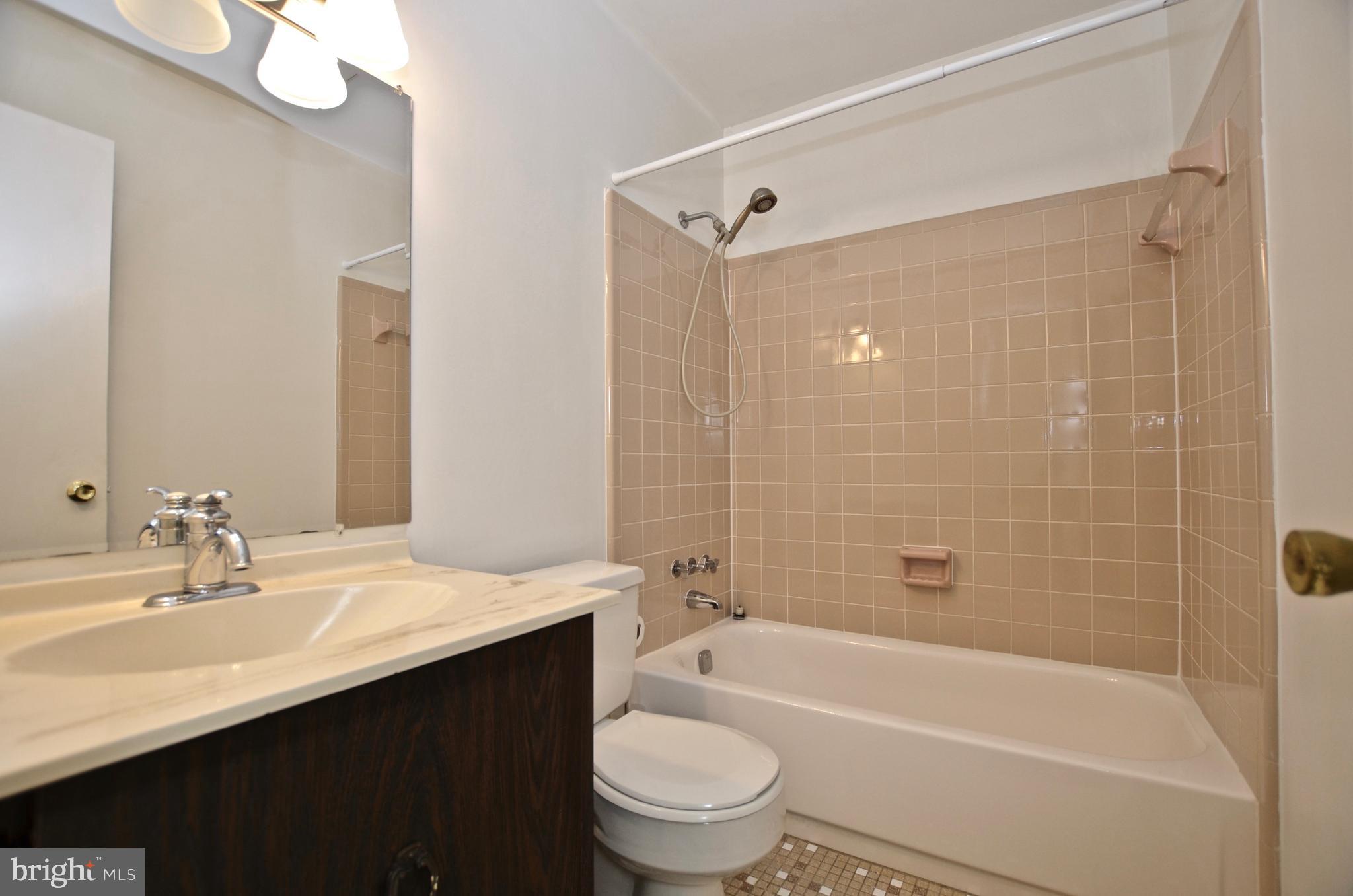 TALISMAN COURT - Residential Lease