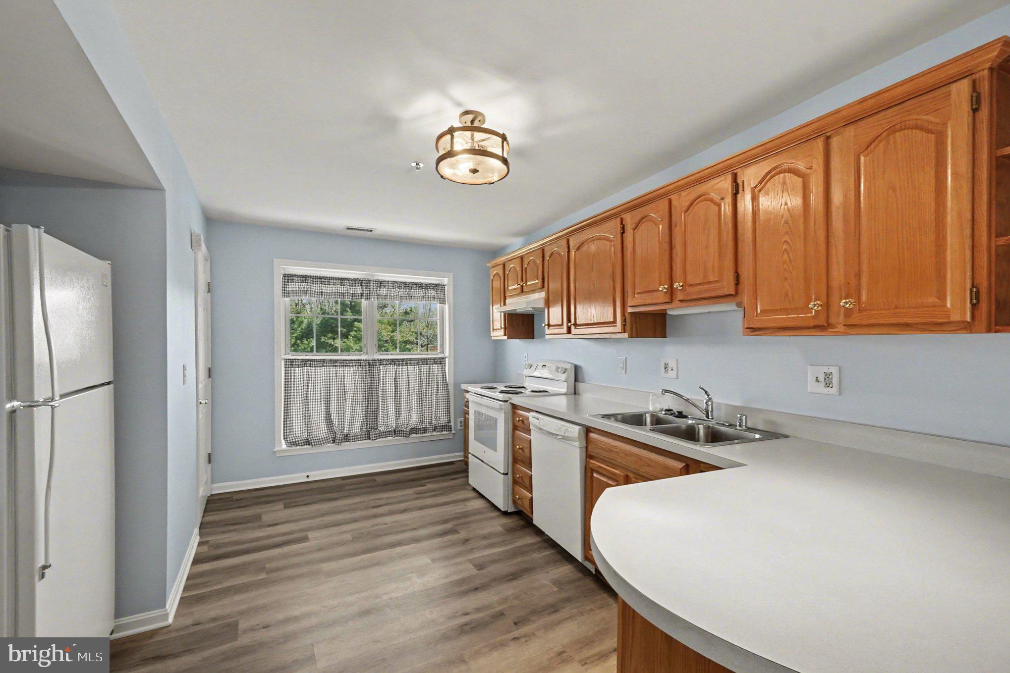 8 OWENS LANDING COURT C