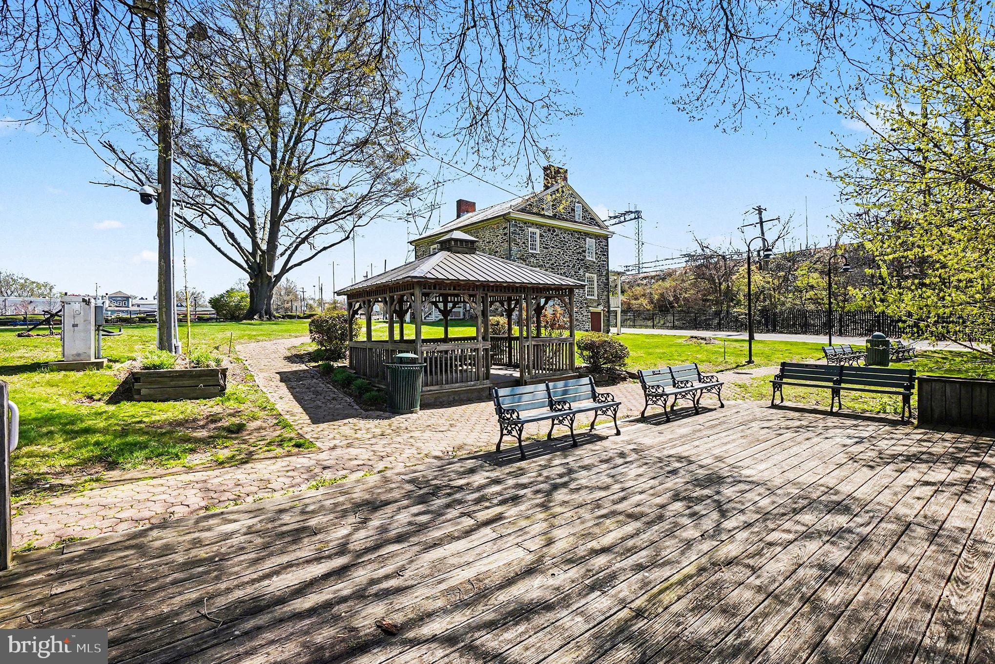 OWENS LANDING - Residential