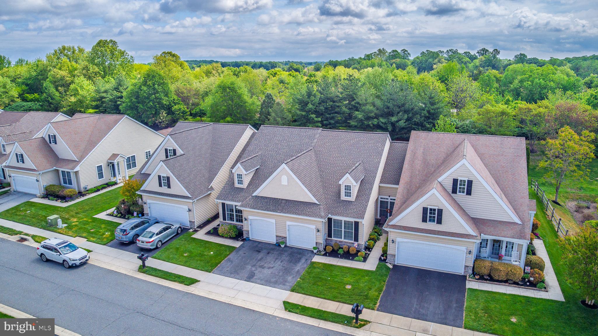 594 SORRELL CIRCLE