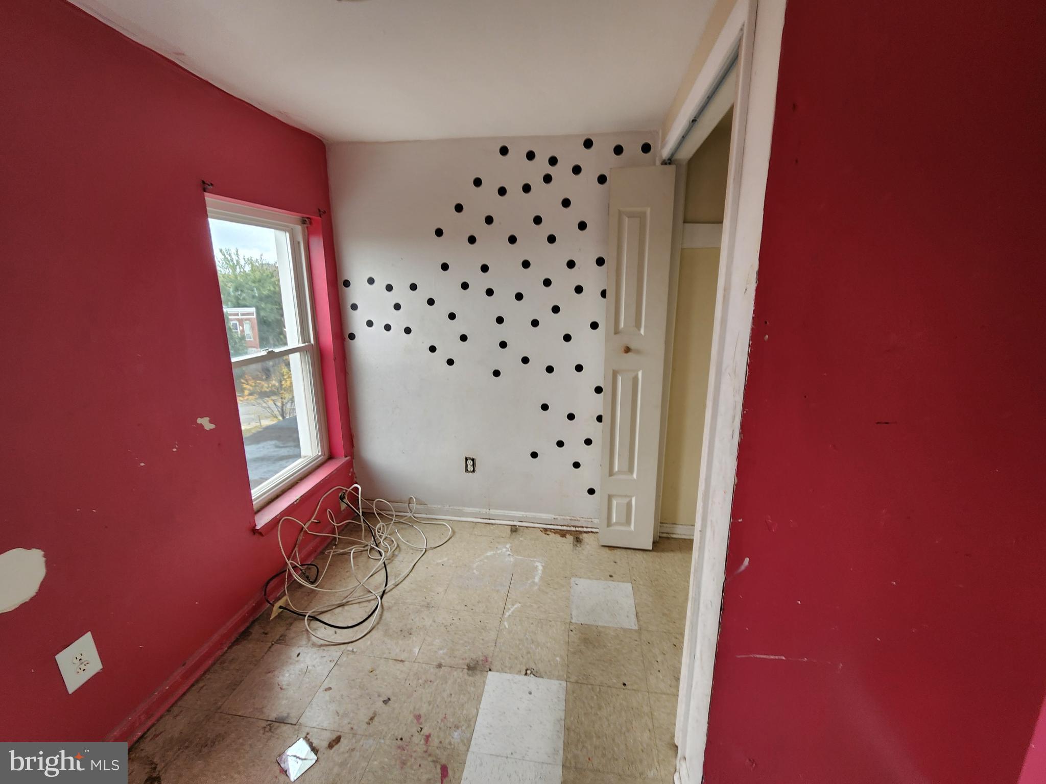 SANDTOWN-WINCHESTER - Residential