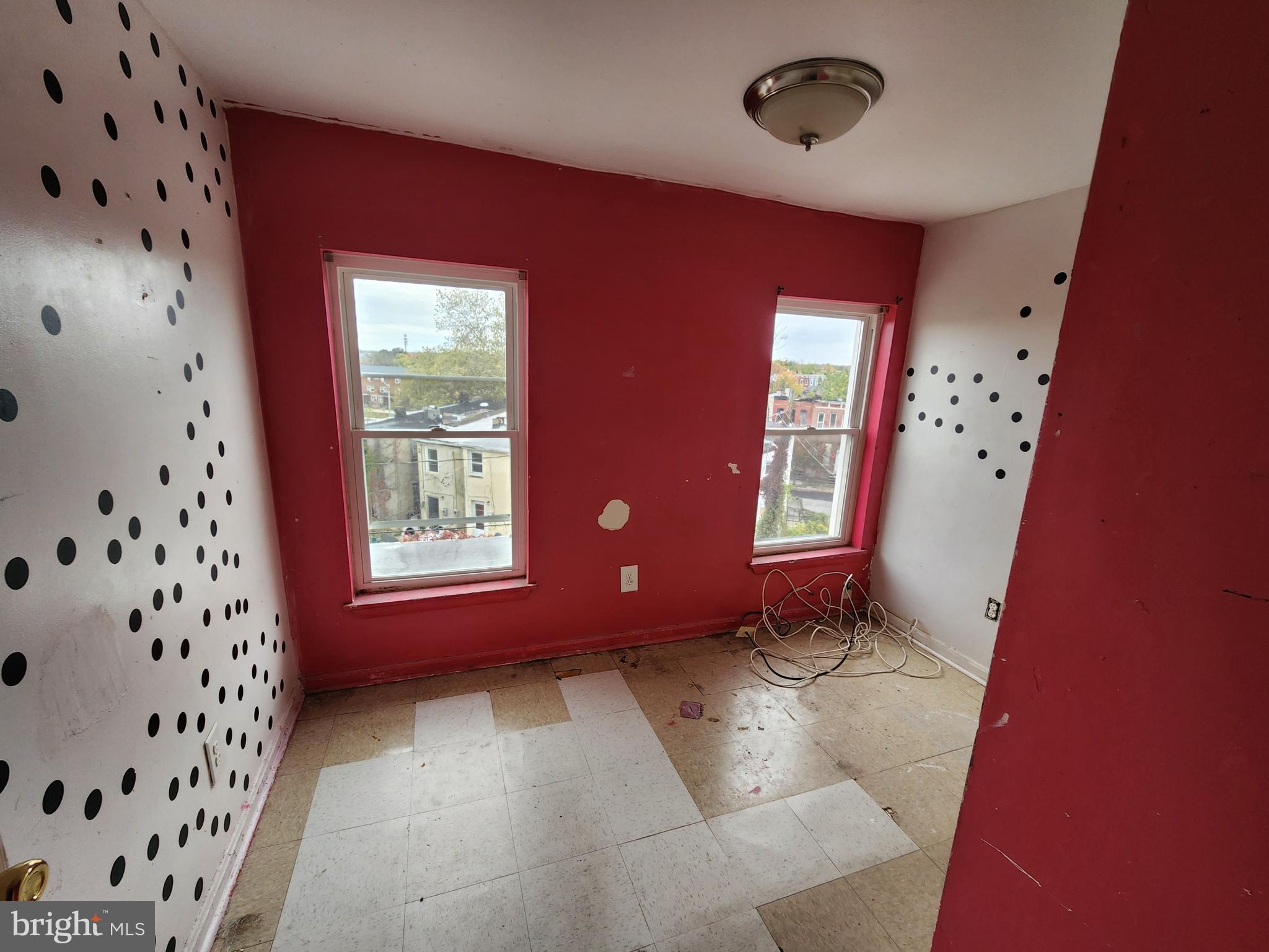 SANDTOWN-WINCHESTER - Residential