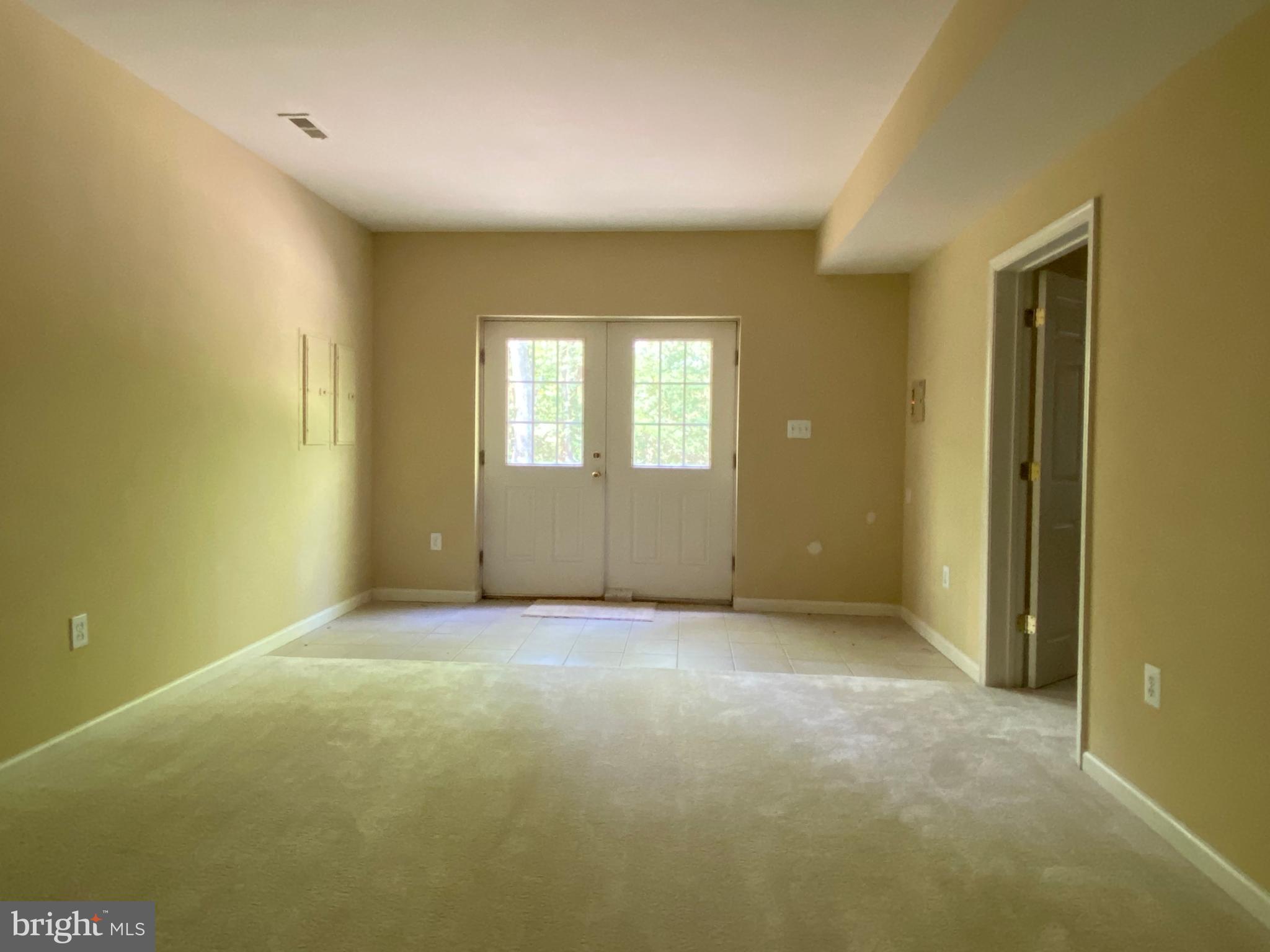 HUNTERS POND - Residential