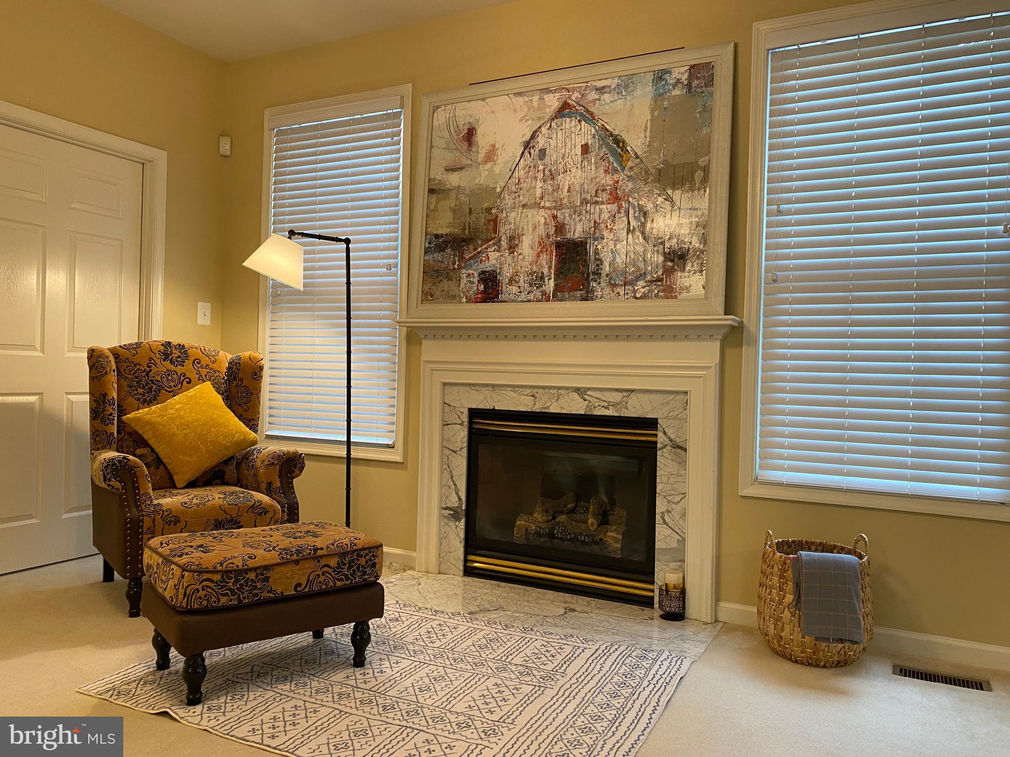 HUNTERS POND - Residential