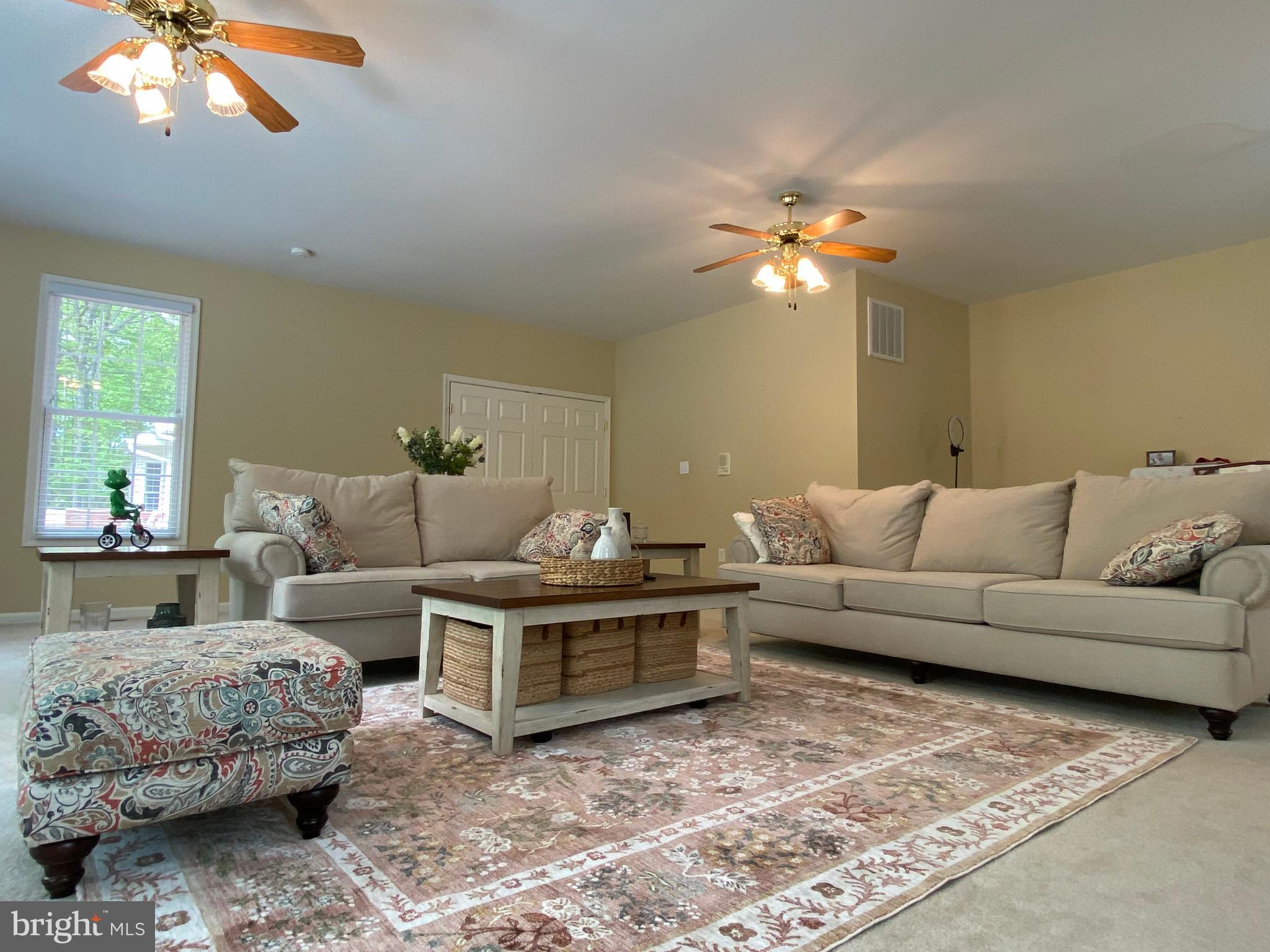 HUNTERS POND - Residential