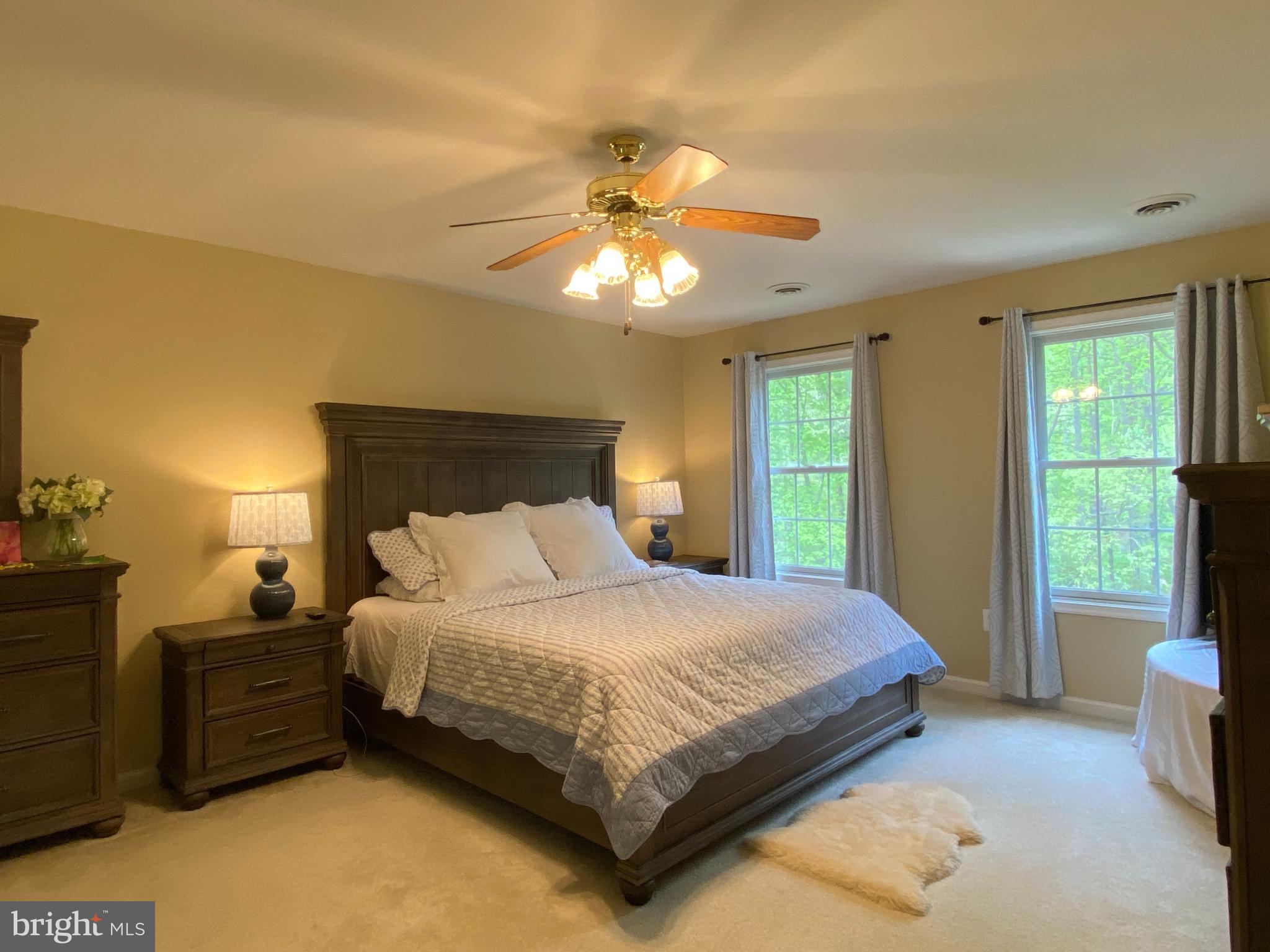 HUNTERS POND - Residential