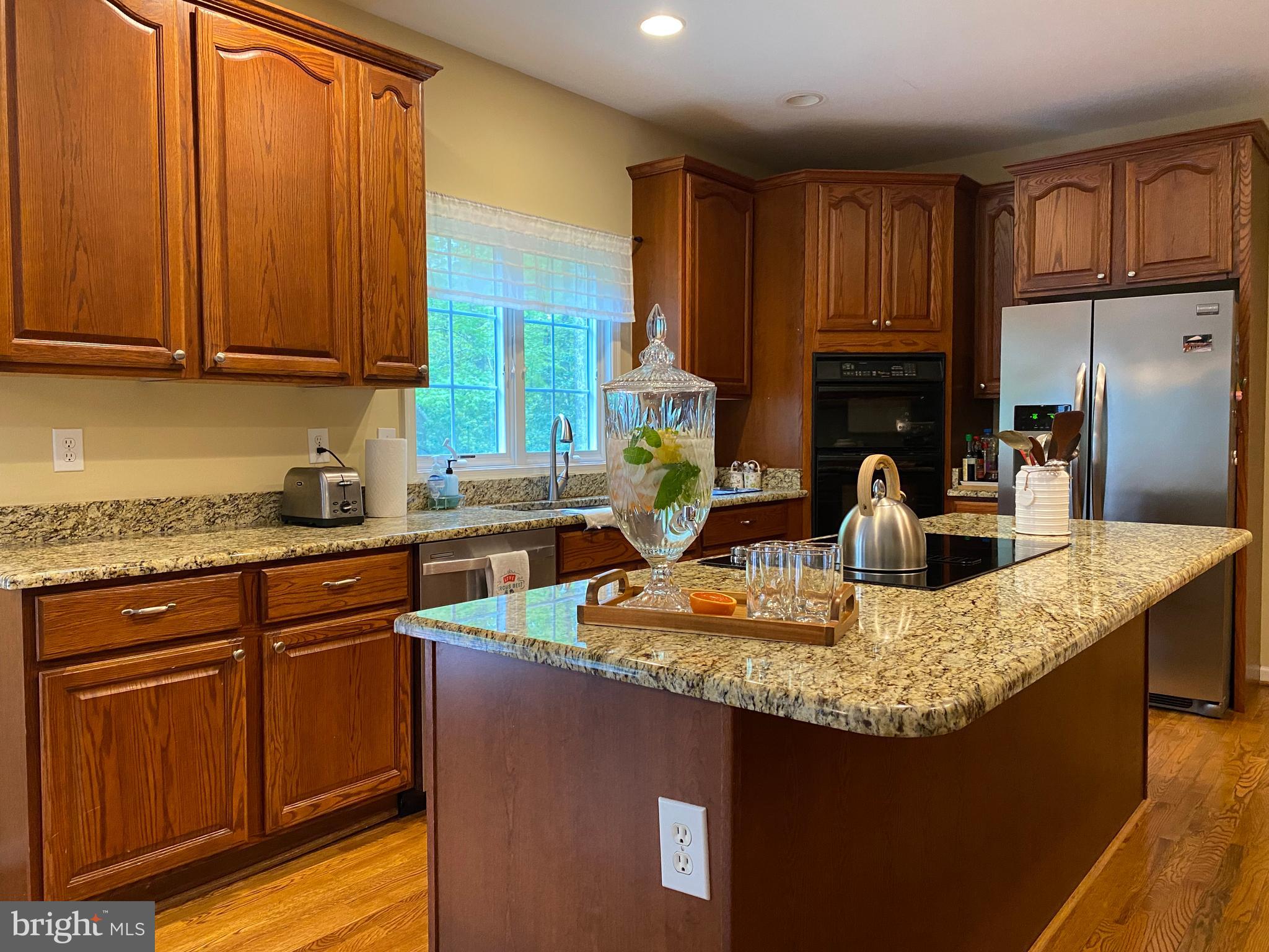 HUNTERS POND - Residential