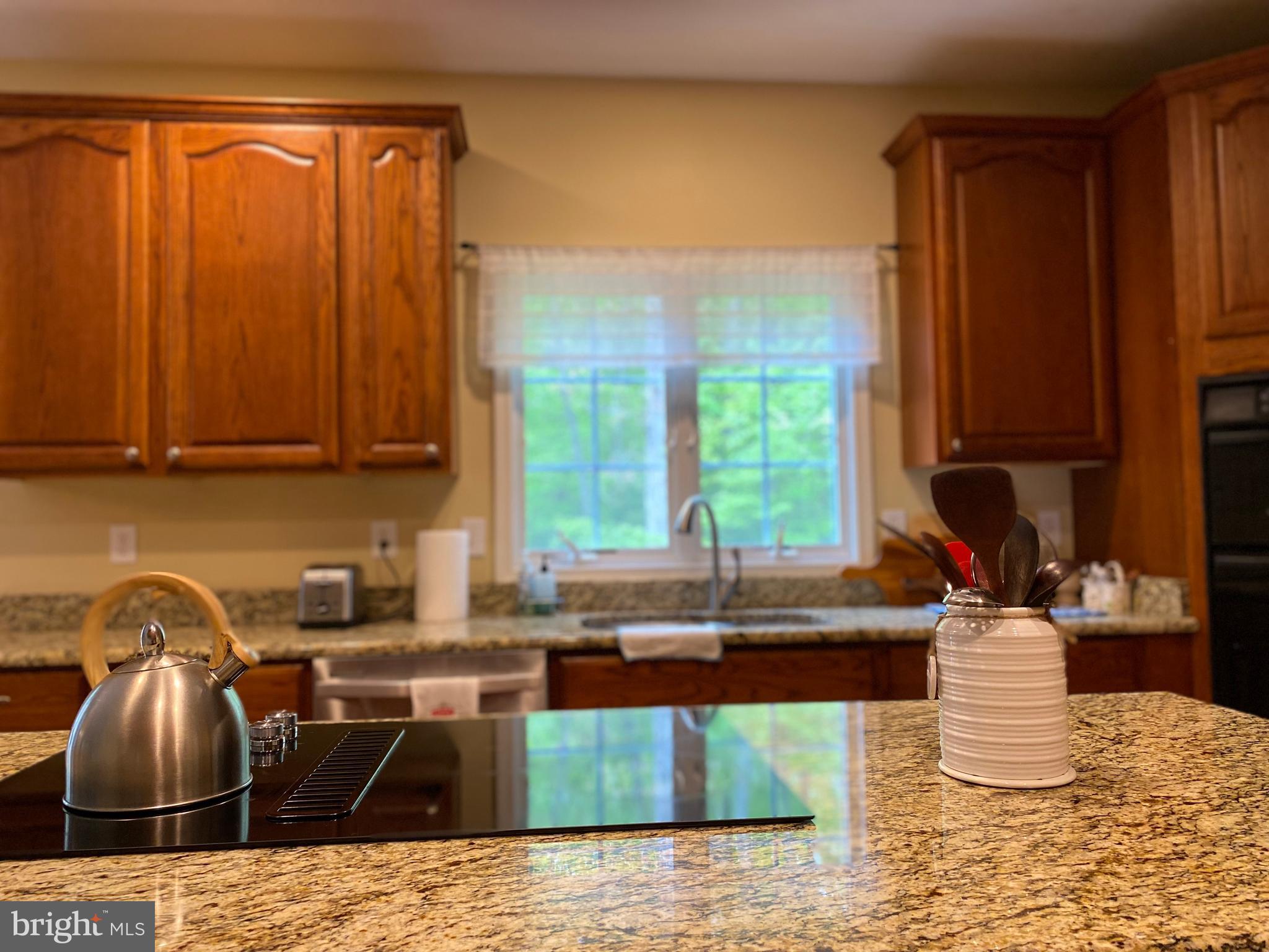 HUNTERS POND - Residential