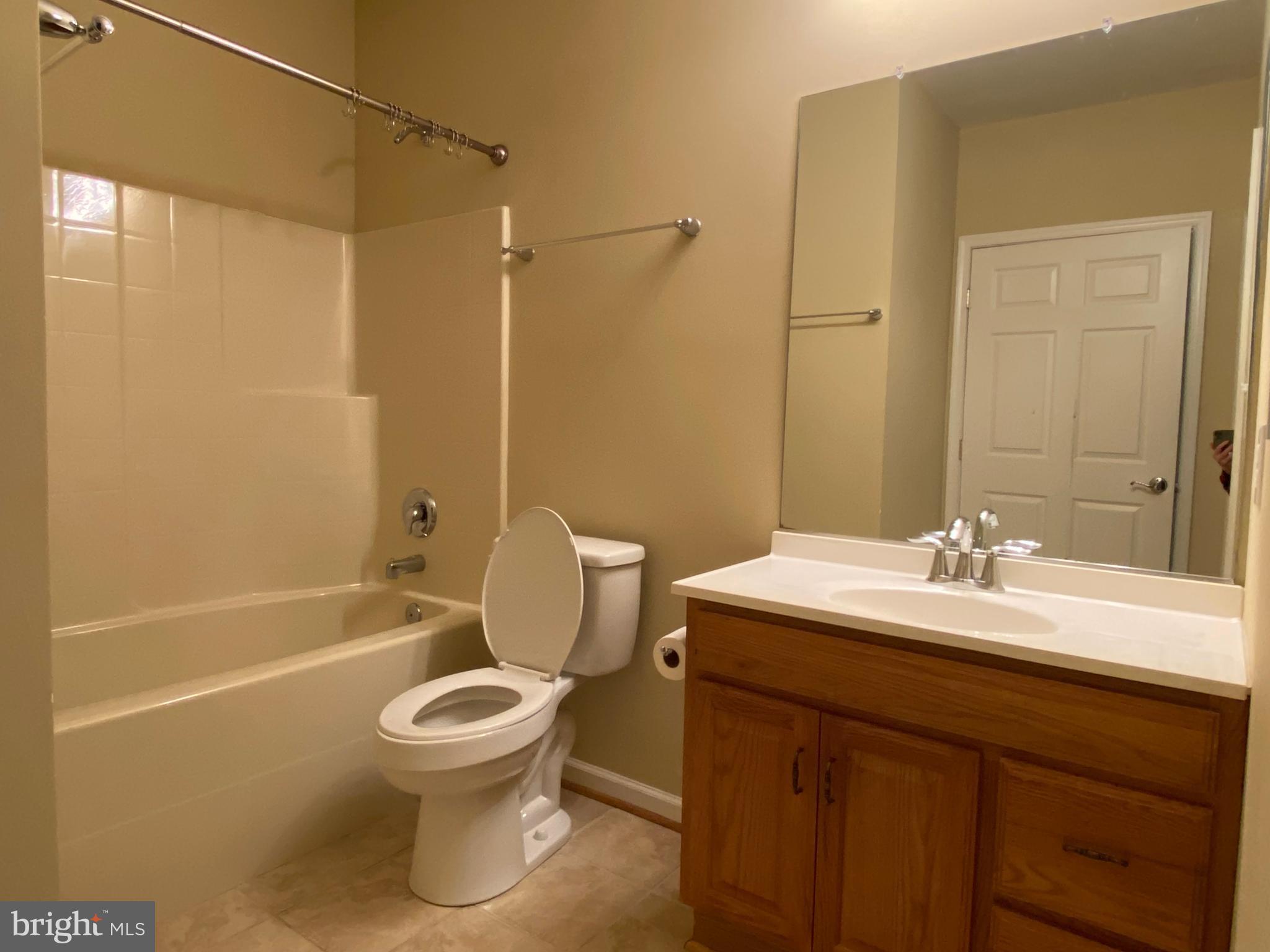 HUNTERS POND - Residential