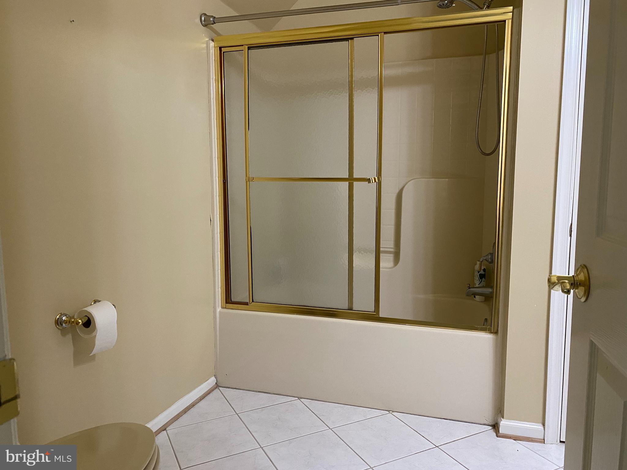 HUNTERS POND - Residential