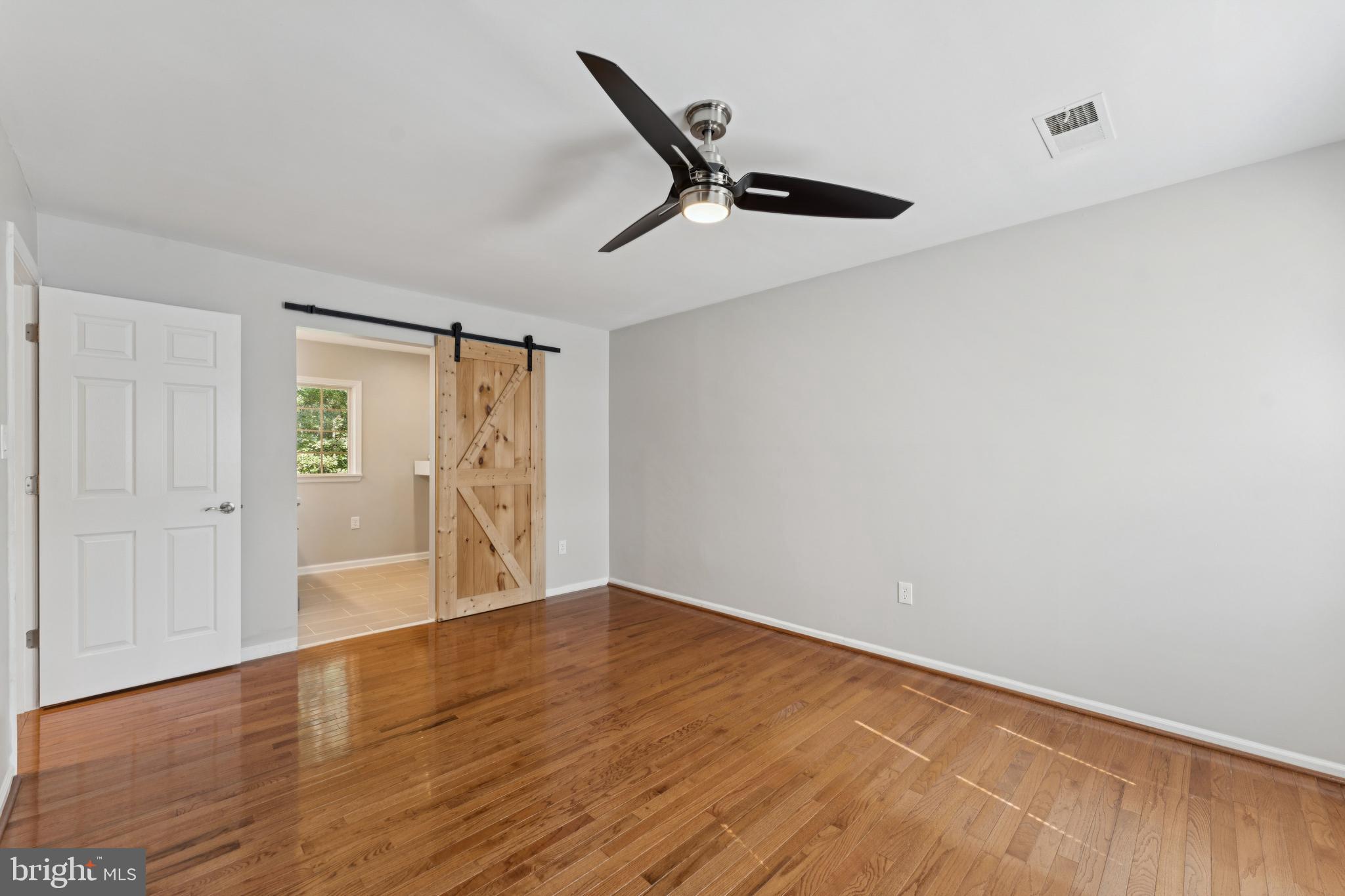 LAKE RIDGE - ANTIETAM - Residential