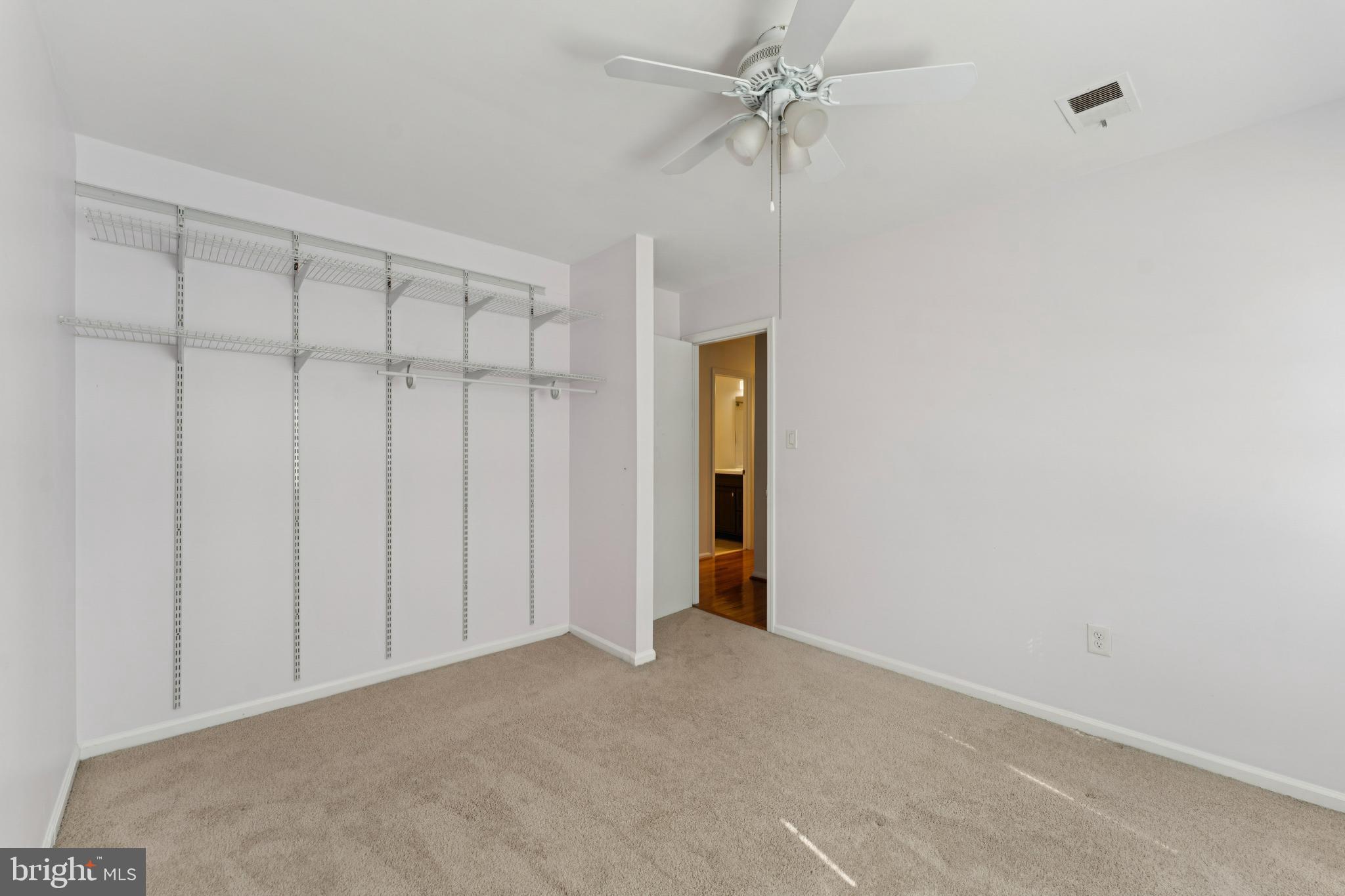 LAKE RIDGE - ANTIETAM - Residential