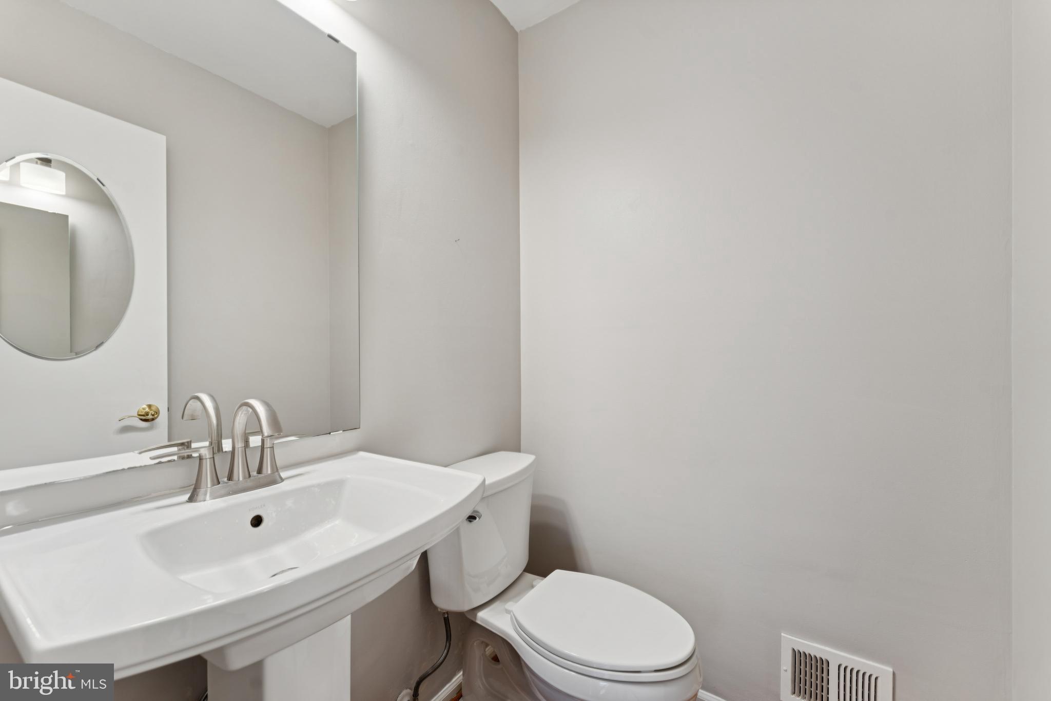 LAKE RIDGE - ANTIETAM - Residential