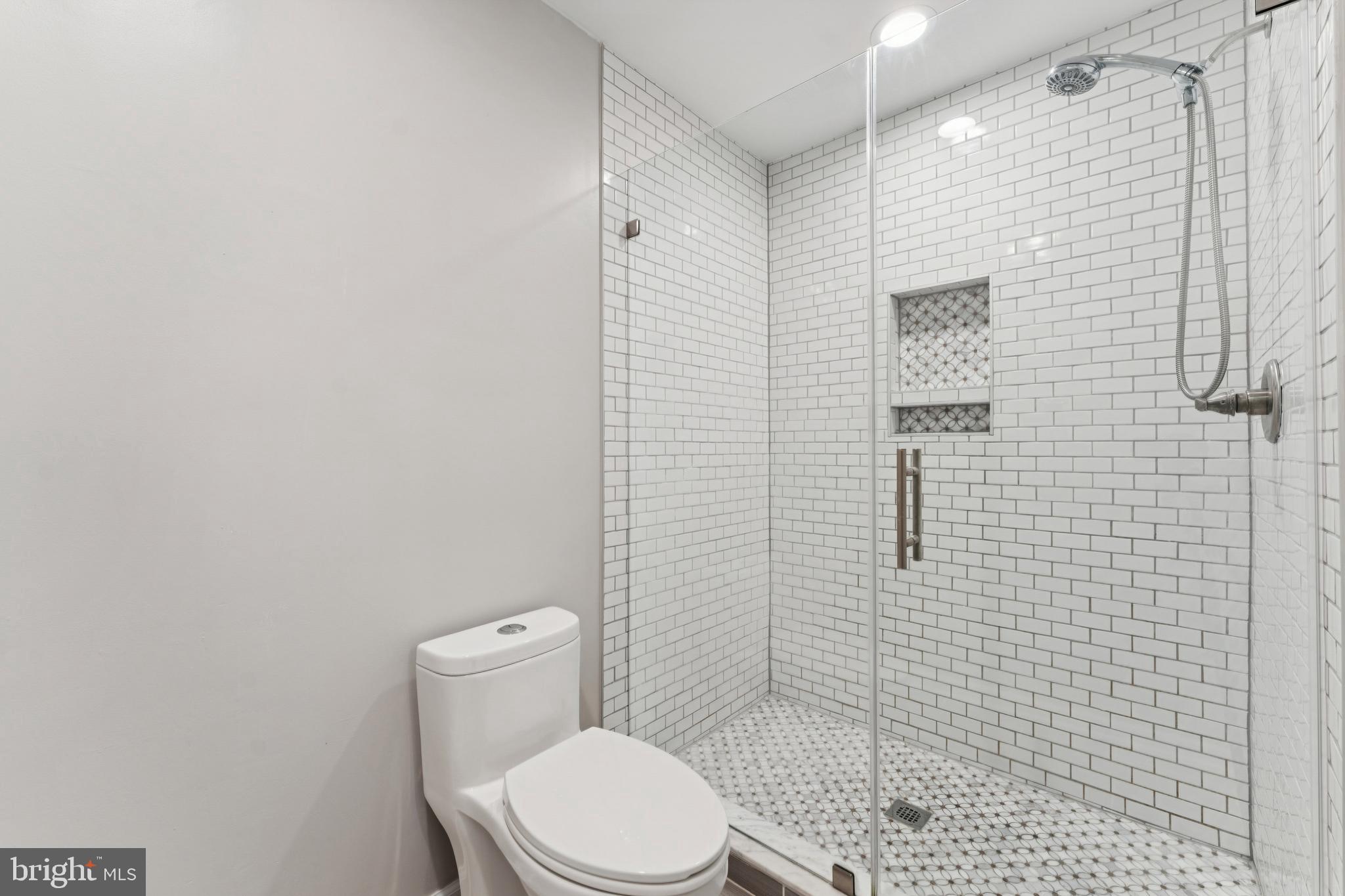 LAKE RIDGE - ANTIETAM - Residential