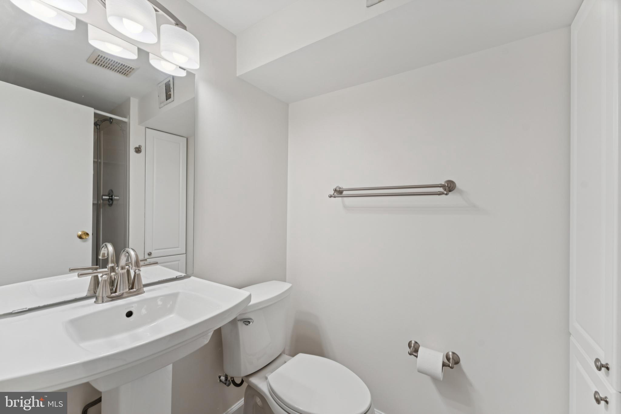 LAKE RIDGE - ANTIETAM - Residential