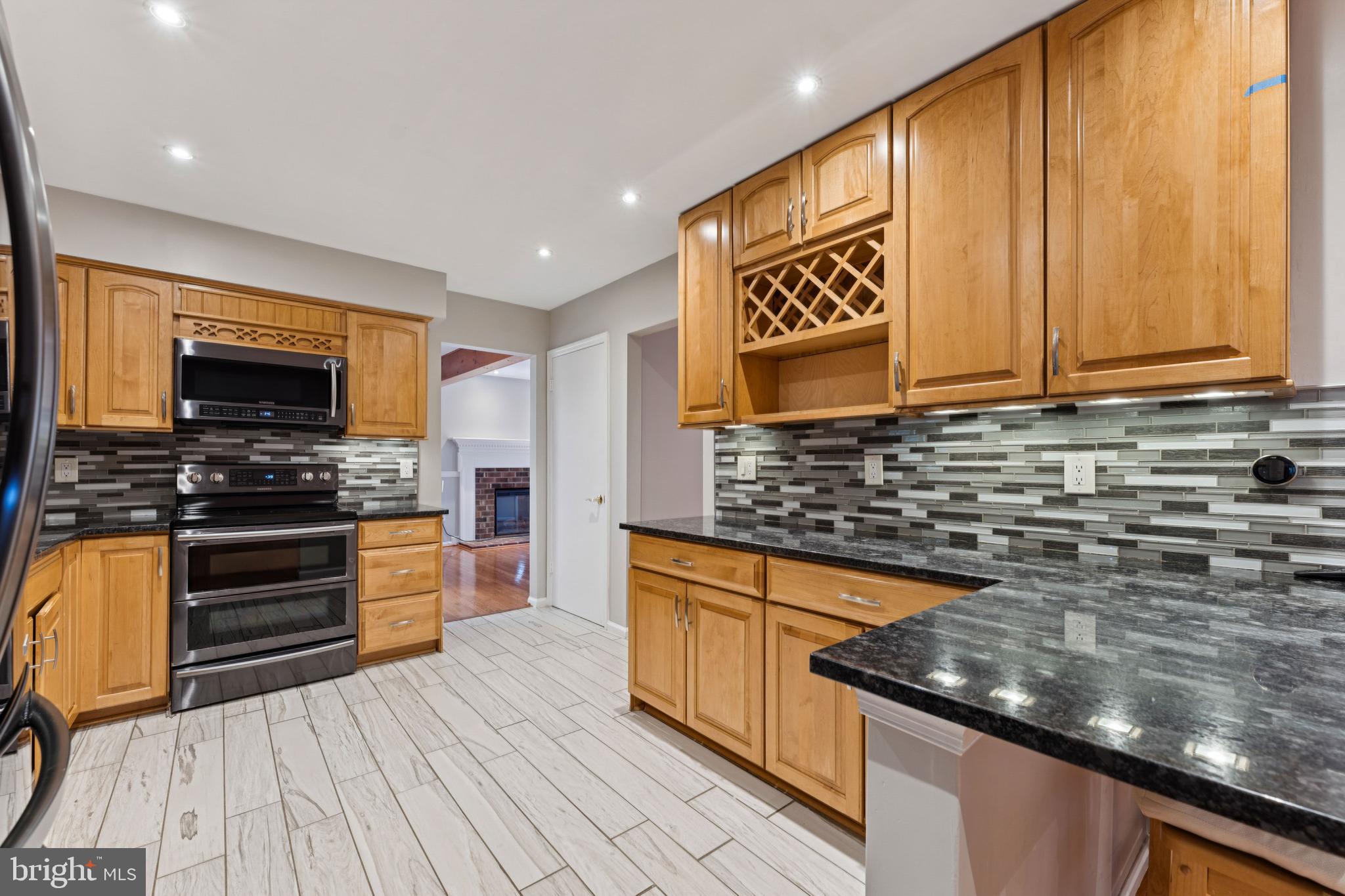 LAKE RIDGE - ANTIETAM - Residential