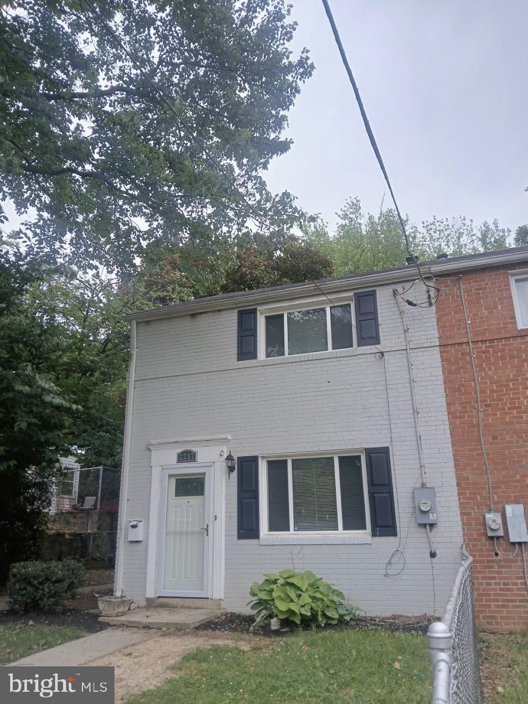 DUPONT VILLAGE - Residential